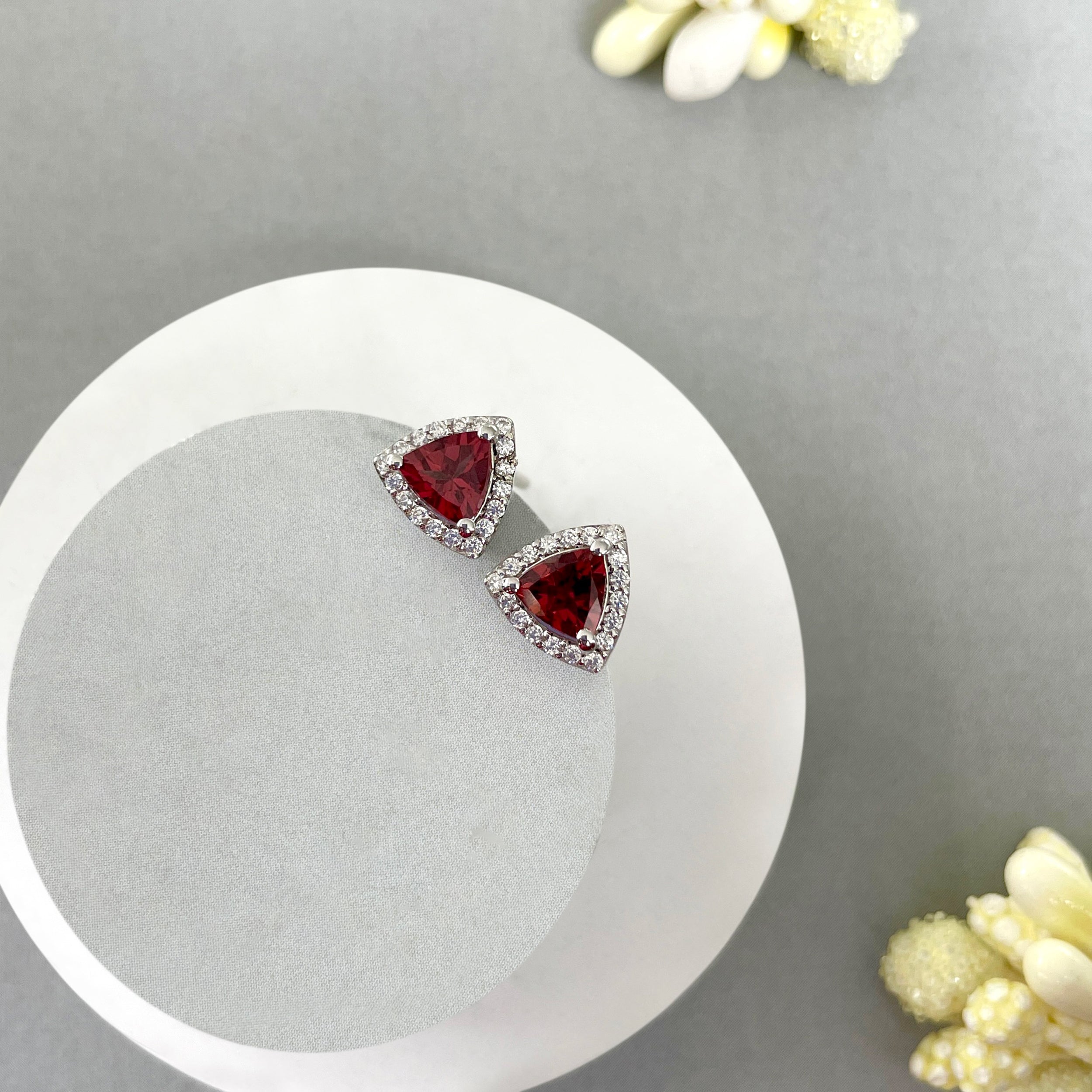 Garnet Stud Earring-(GAR-SE-1269.)