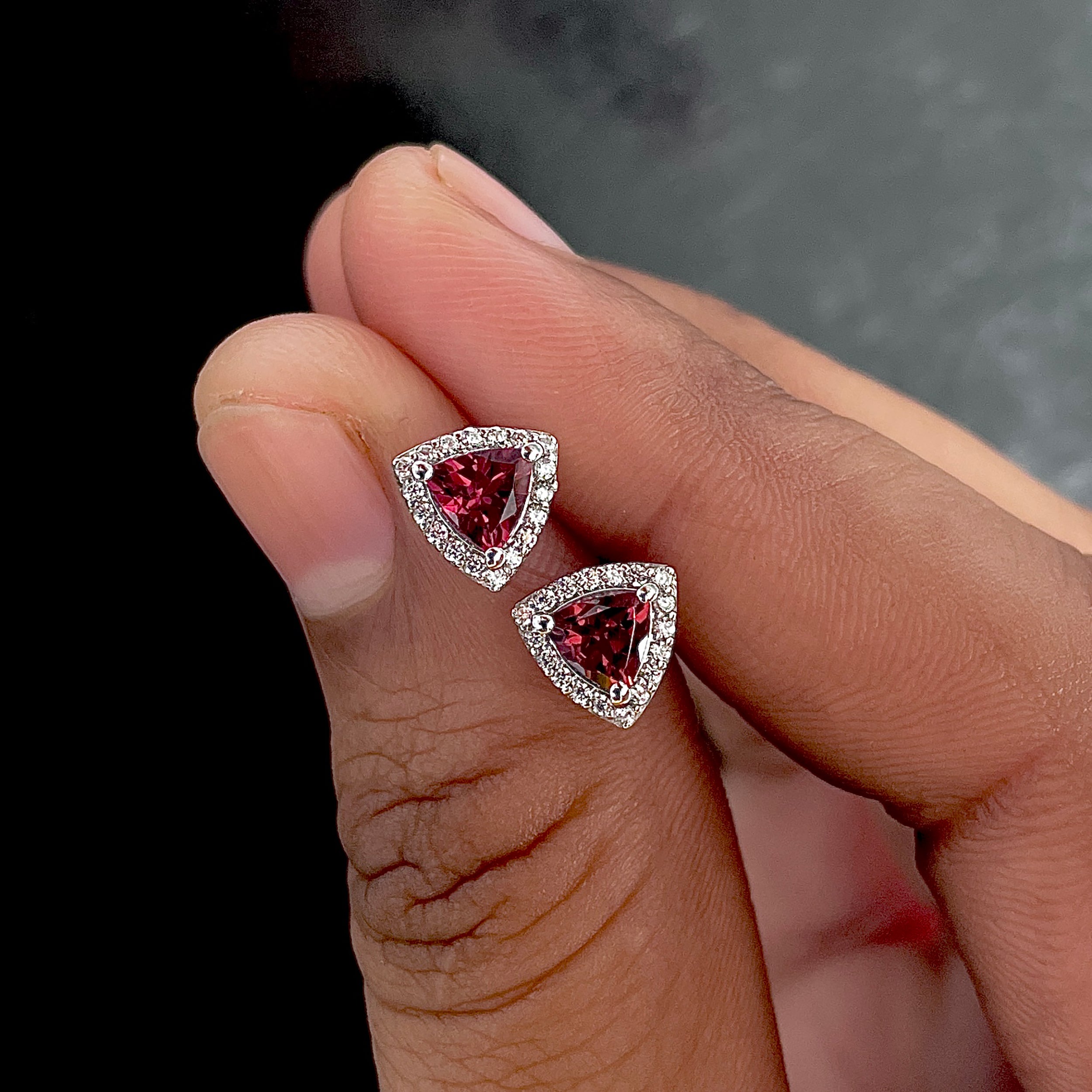 Garnet Stud Earrings-(GAR-SE-1269.)