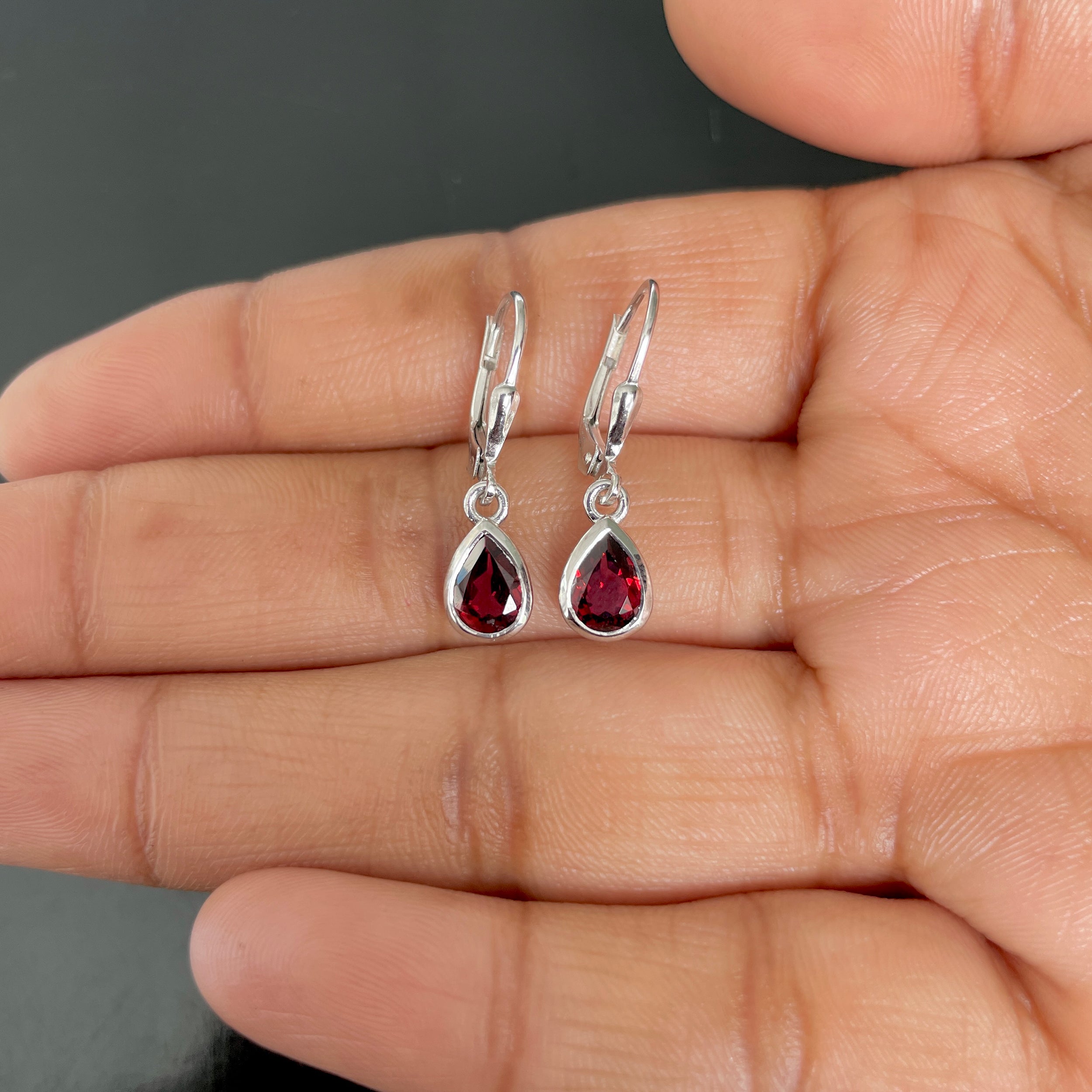 Garnet Leverback Earrings-(GAR-SE-1317.)