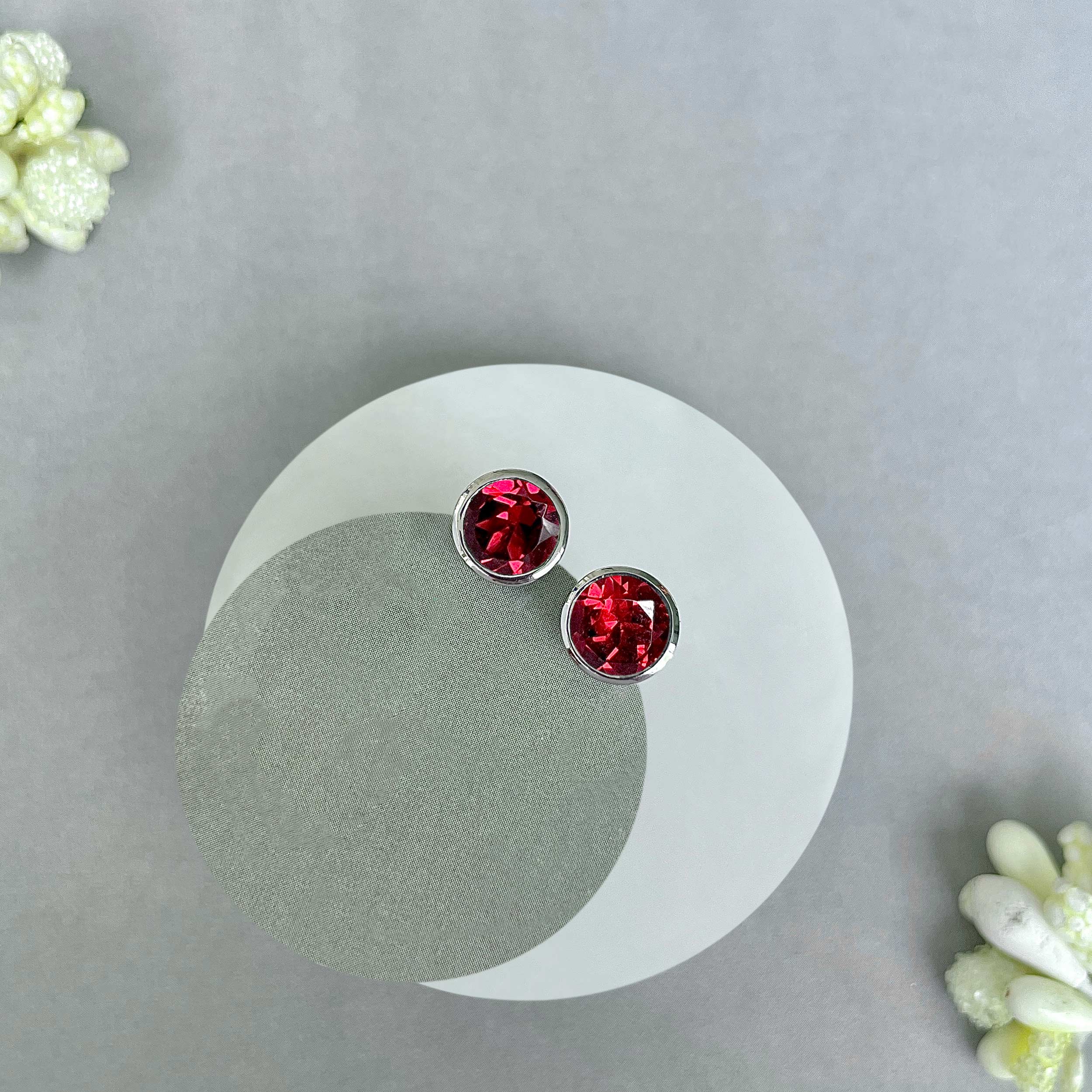 Garnet Stud Earrings-(GAR-SE-1426.)