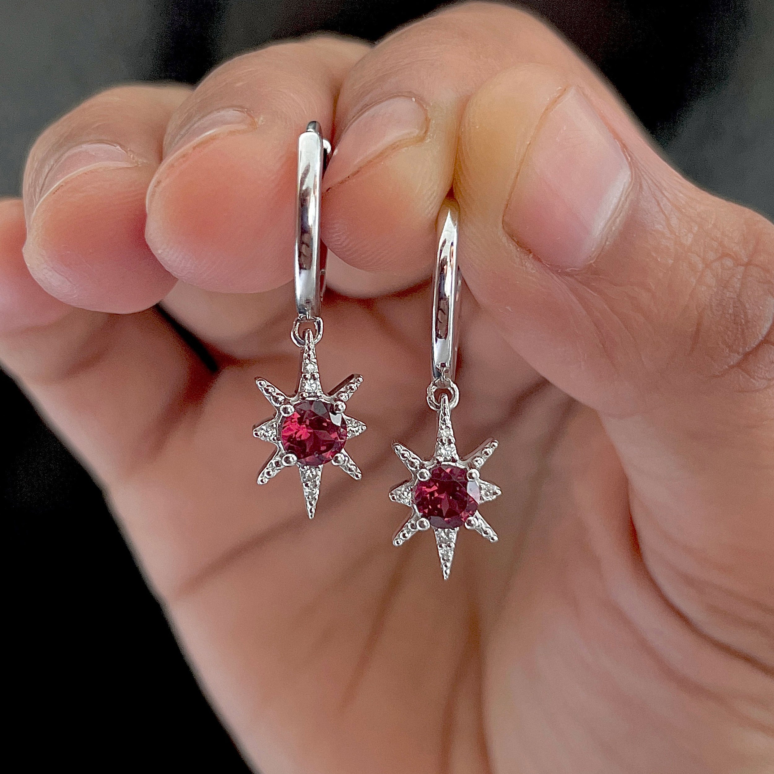 Garnet Earring-(GAR-SE-1470.)