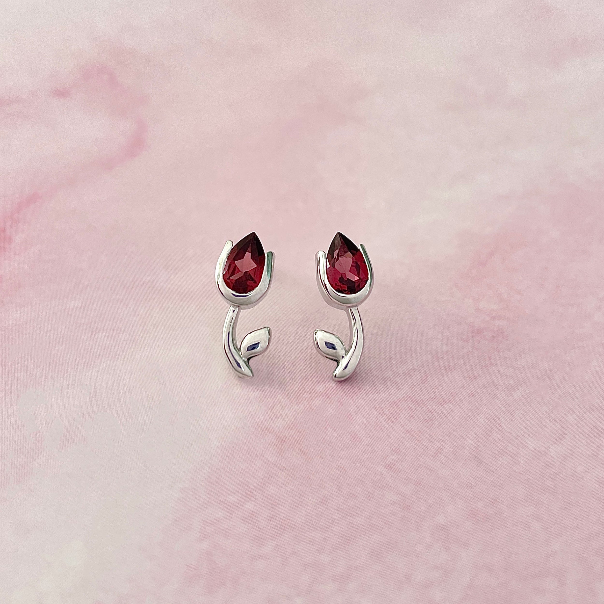 Garnet Earring-(GAR-SE-1793.)
