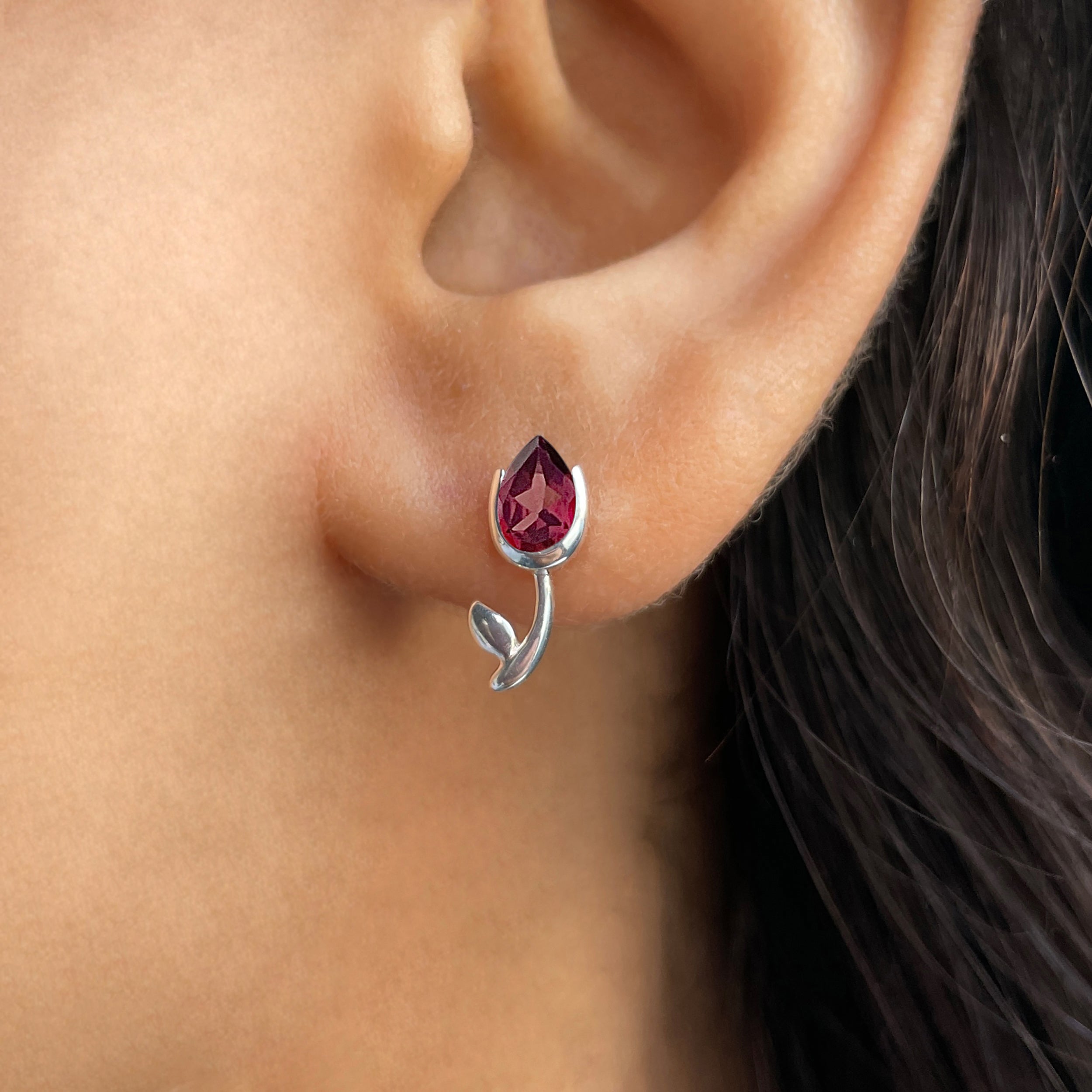 Garnet Earring-(GAR-SE-1793.)