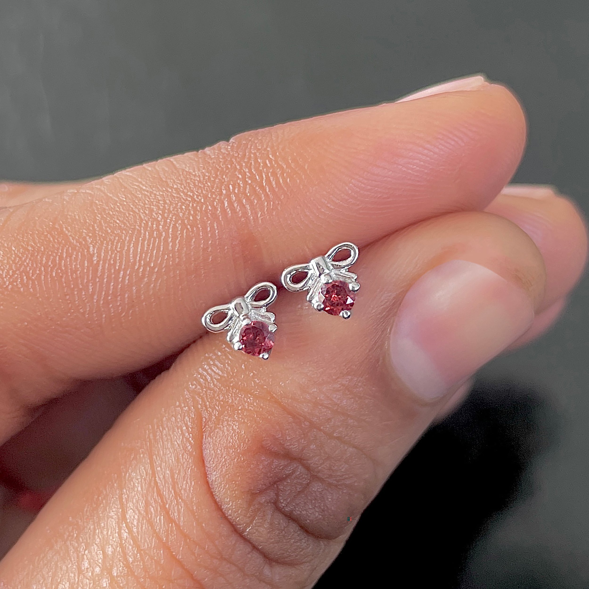 Garnet Earring-(GAR-SE-1794.)