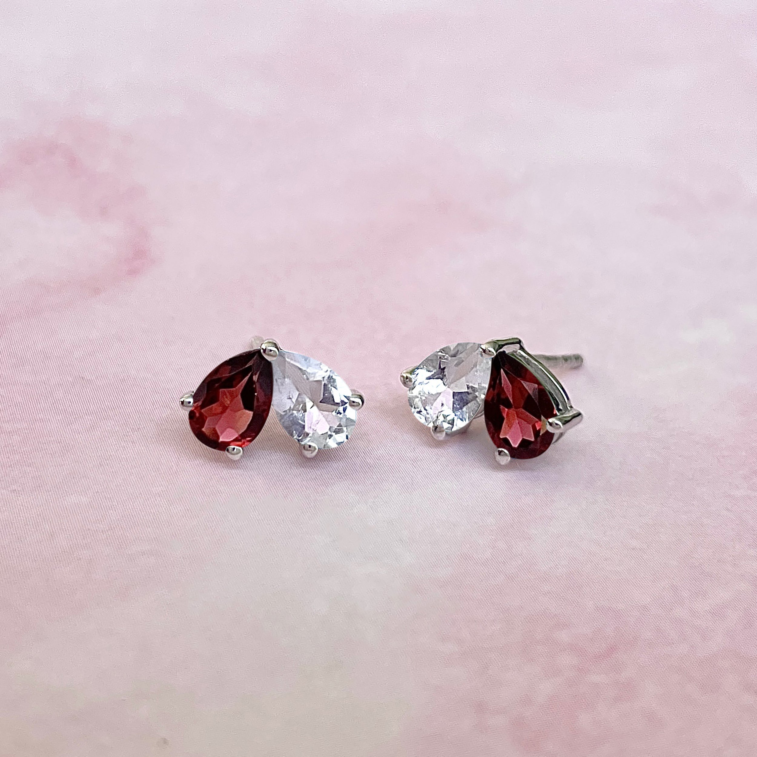Garnet & White Topaz Earring-(GAR-SE-1795.)