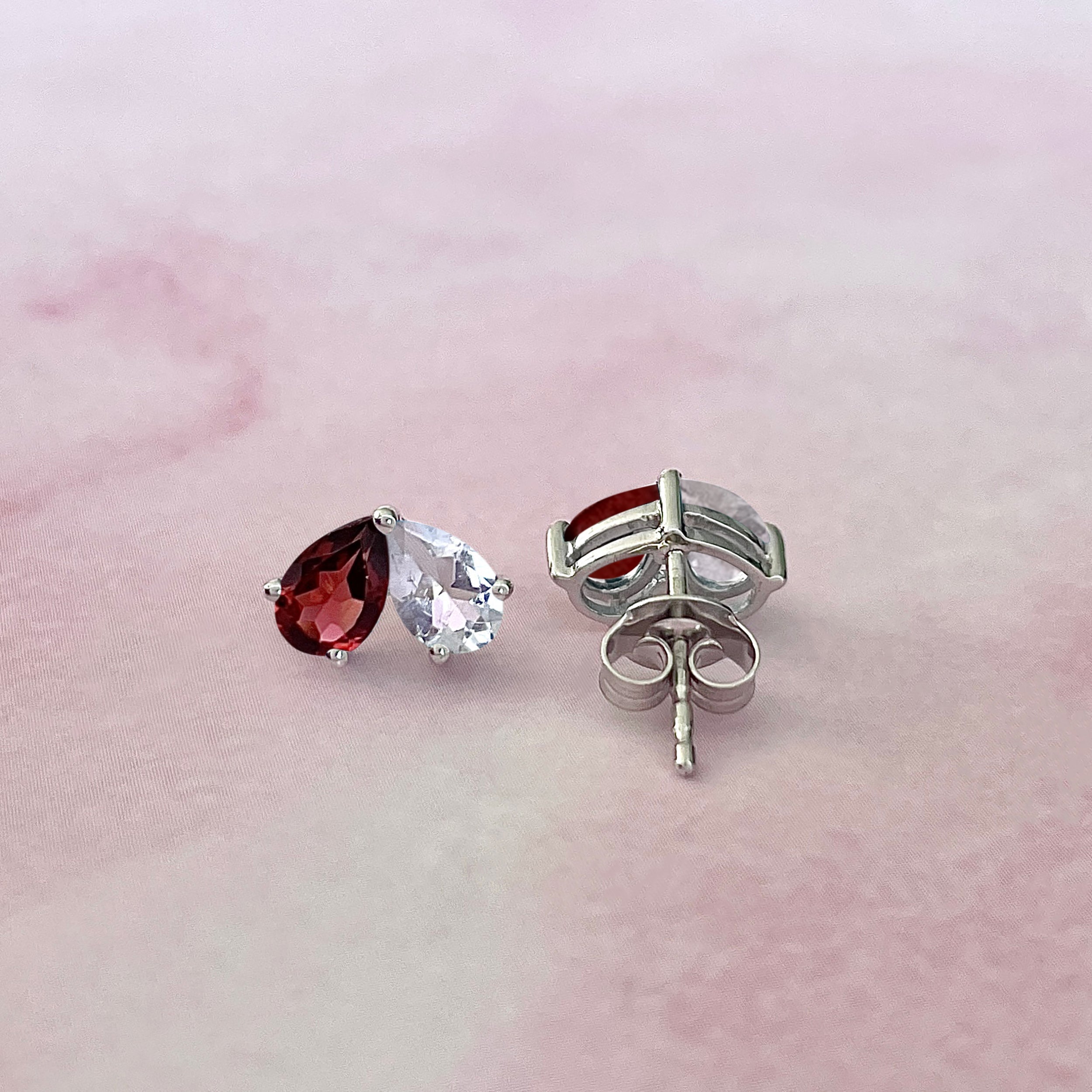 Garnet & White Topaz Earring-(GAR-SE-1795.)