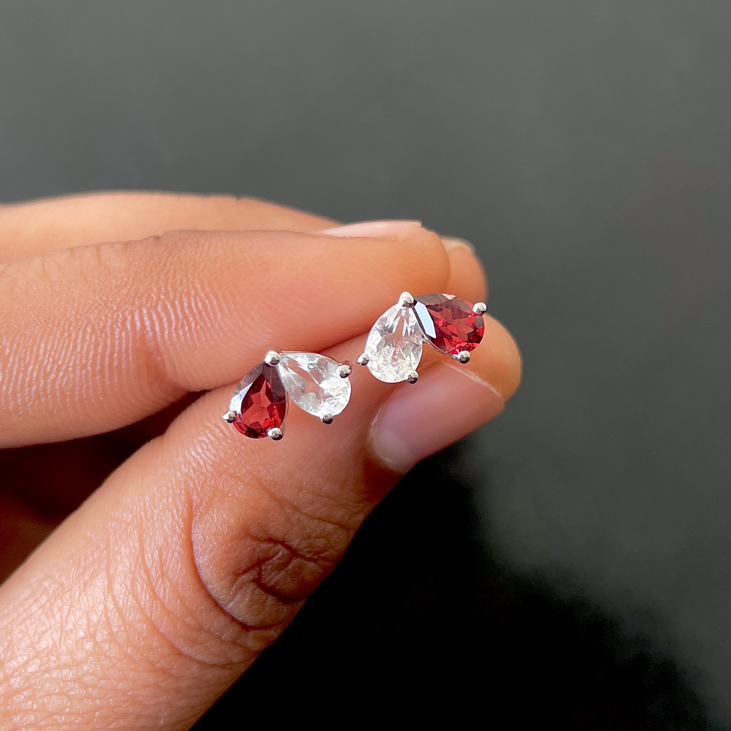 Garnet & White Topaz Earring-(GAR-SE-1795.)