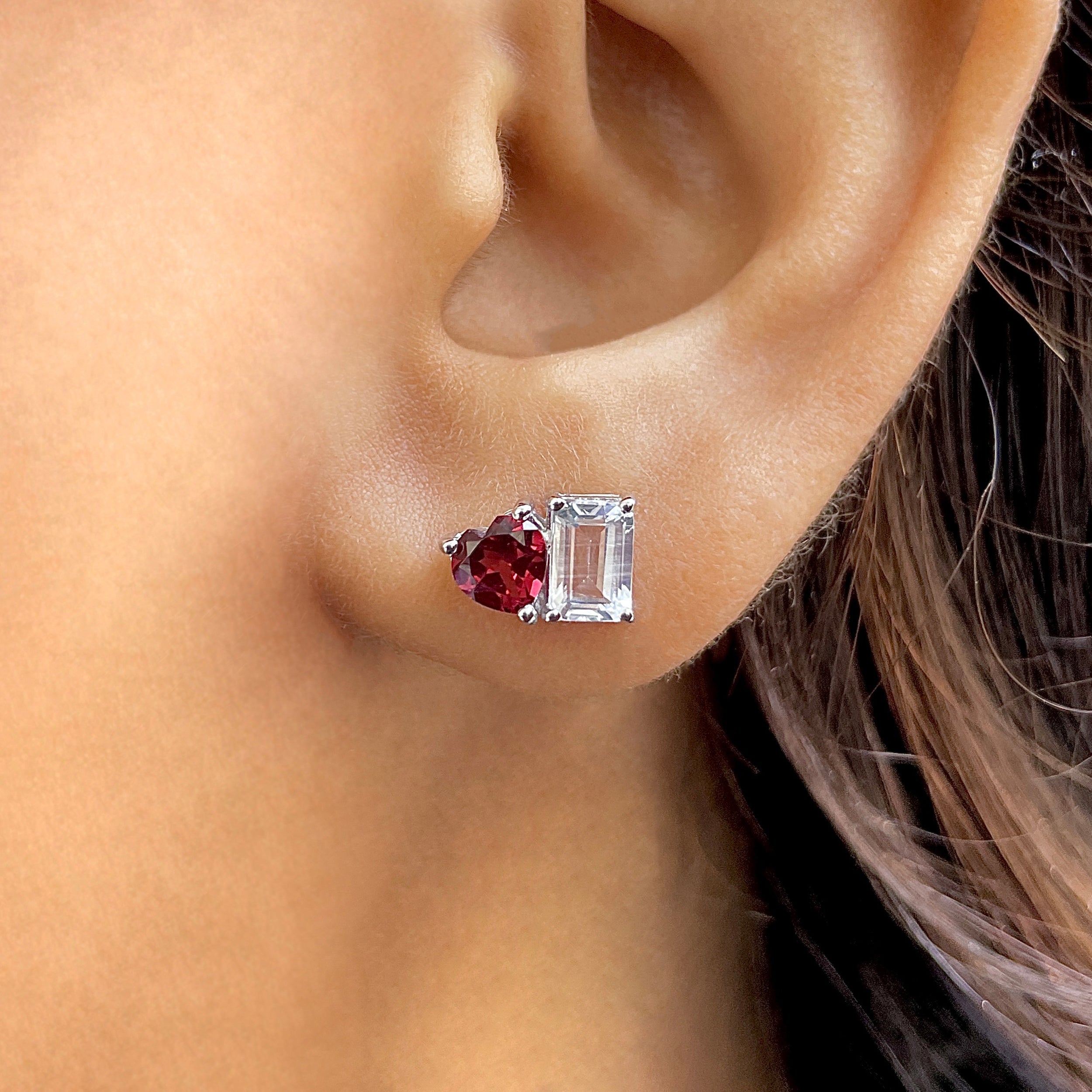 Garnet & White Topaz Earring-(GAR-SE-1798.)