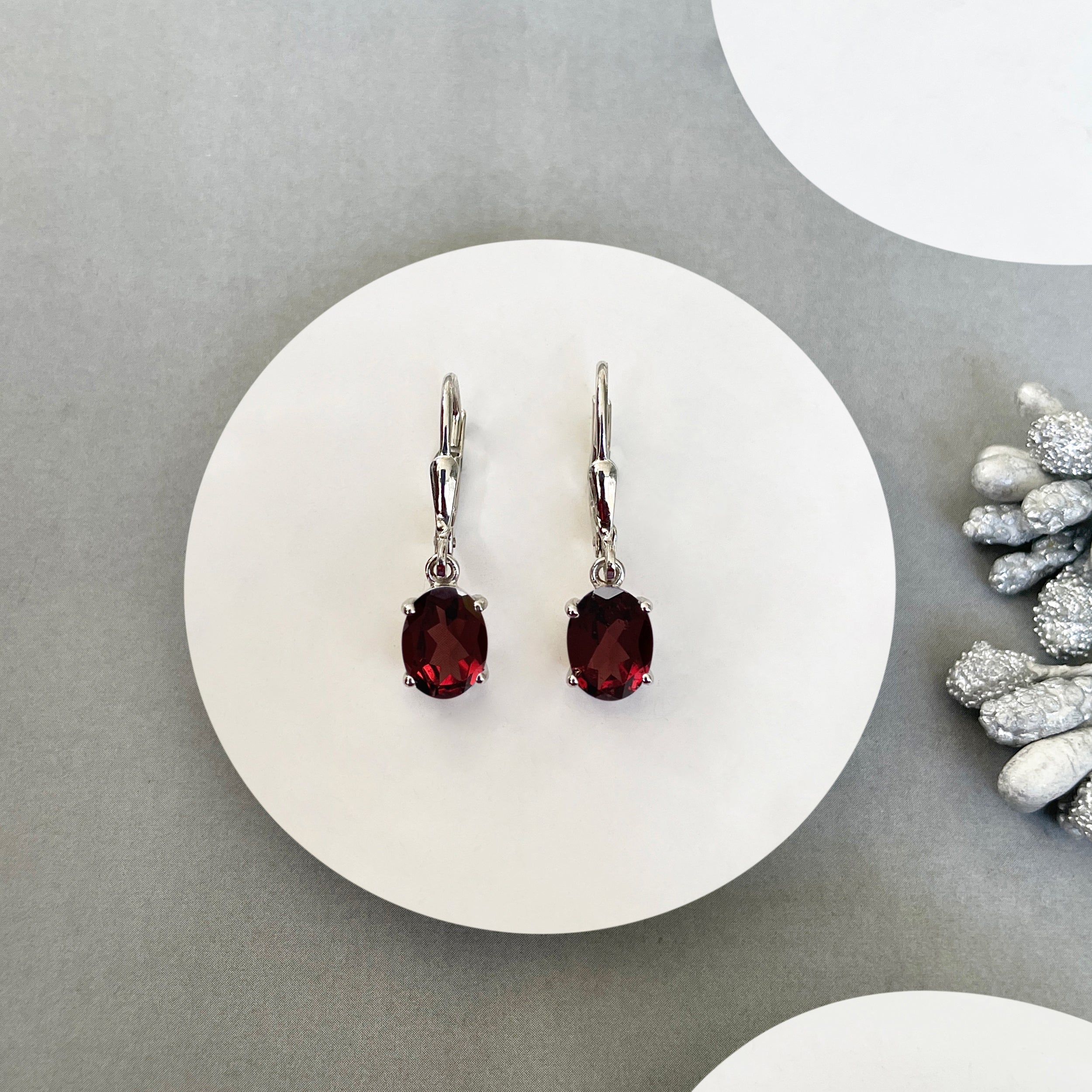 Garnet Leverback Earrings-(GAR-SE-673.)