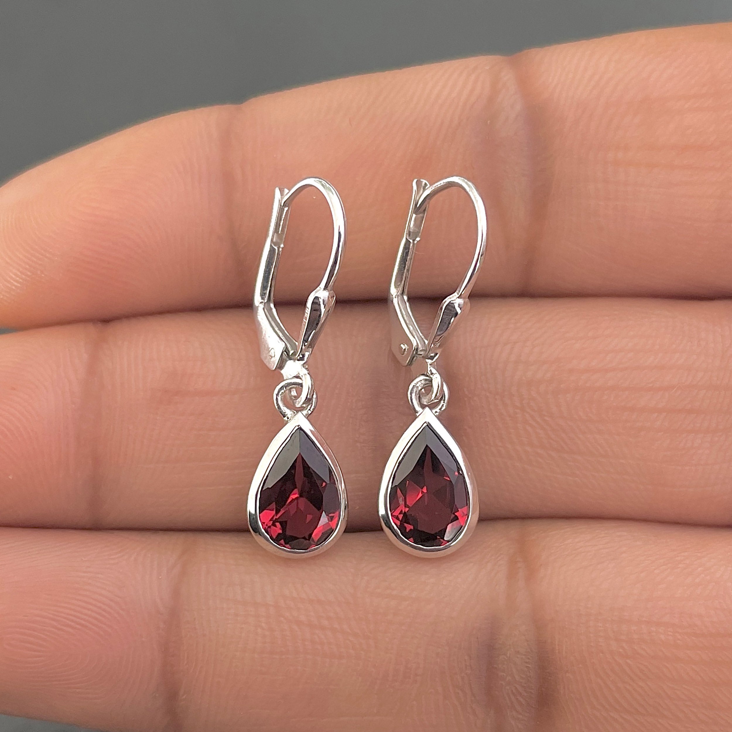 Garnet Leverback Earring-(GAR-SE-679.)