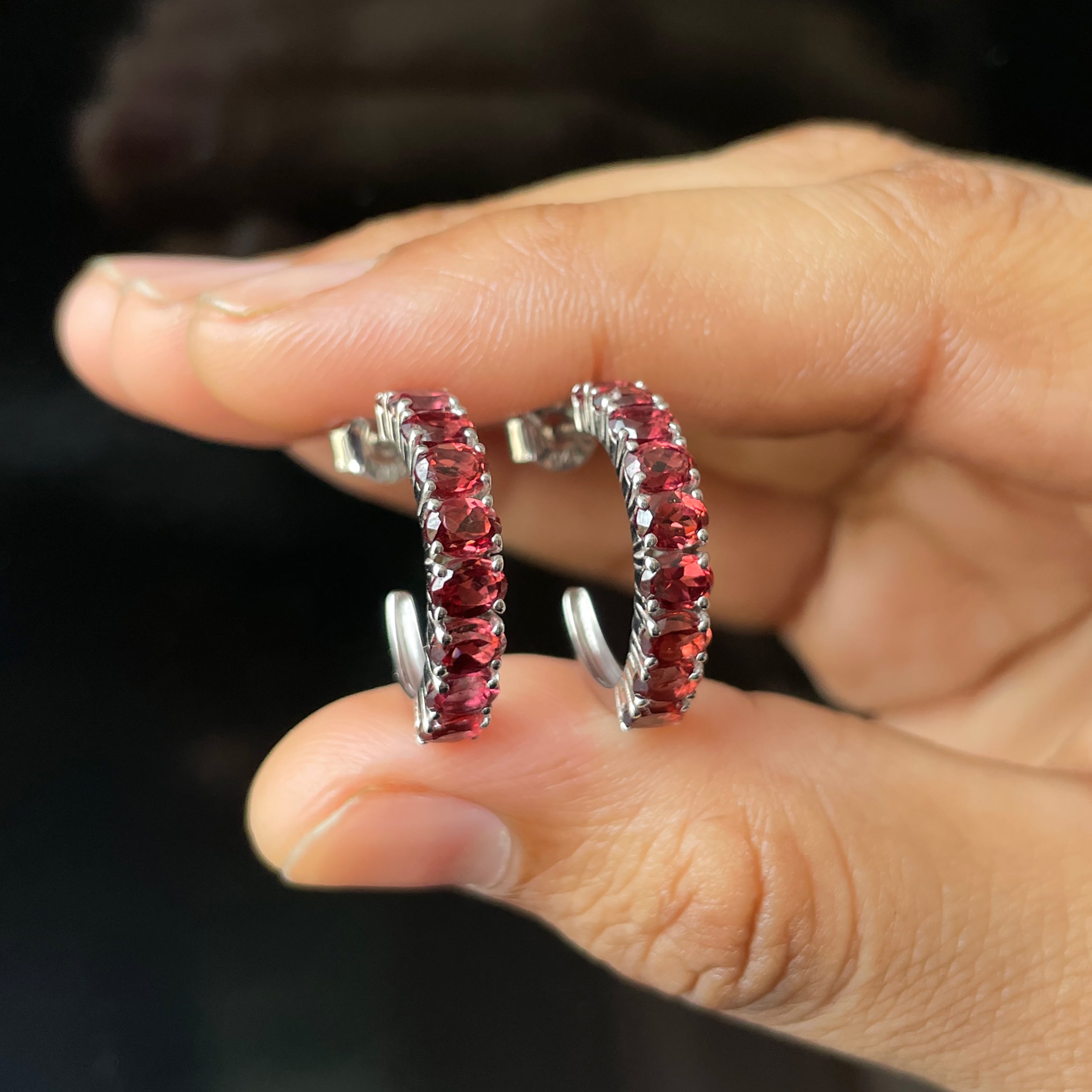 Garnet Hoop Earrings-(GAR-SE-975.)