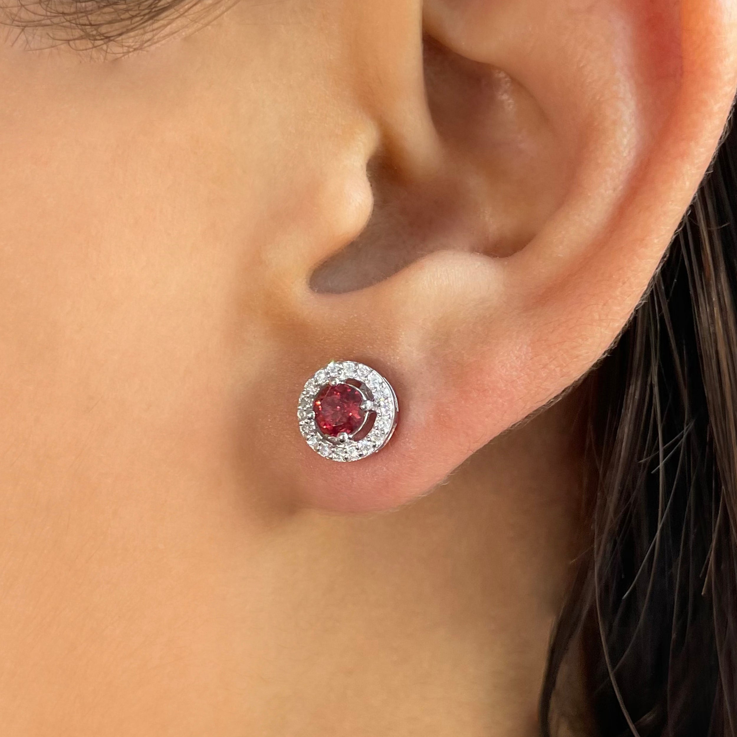 Garnet Stud Earring-(GAR-SE-985.)
