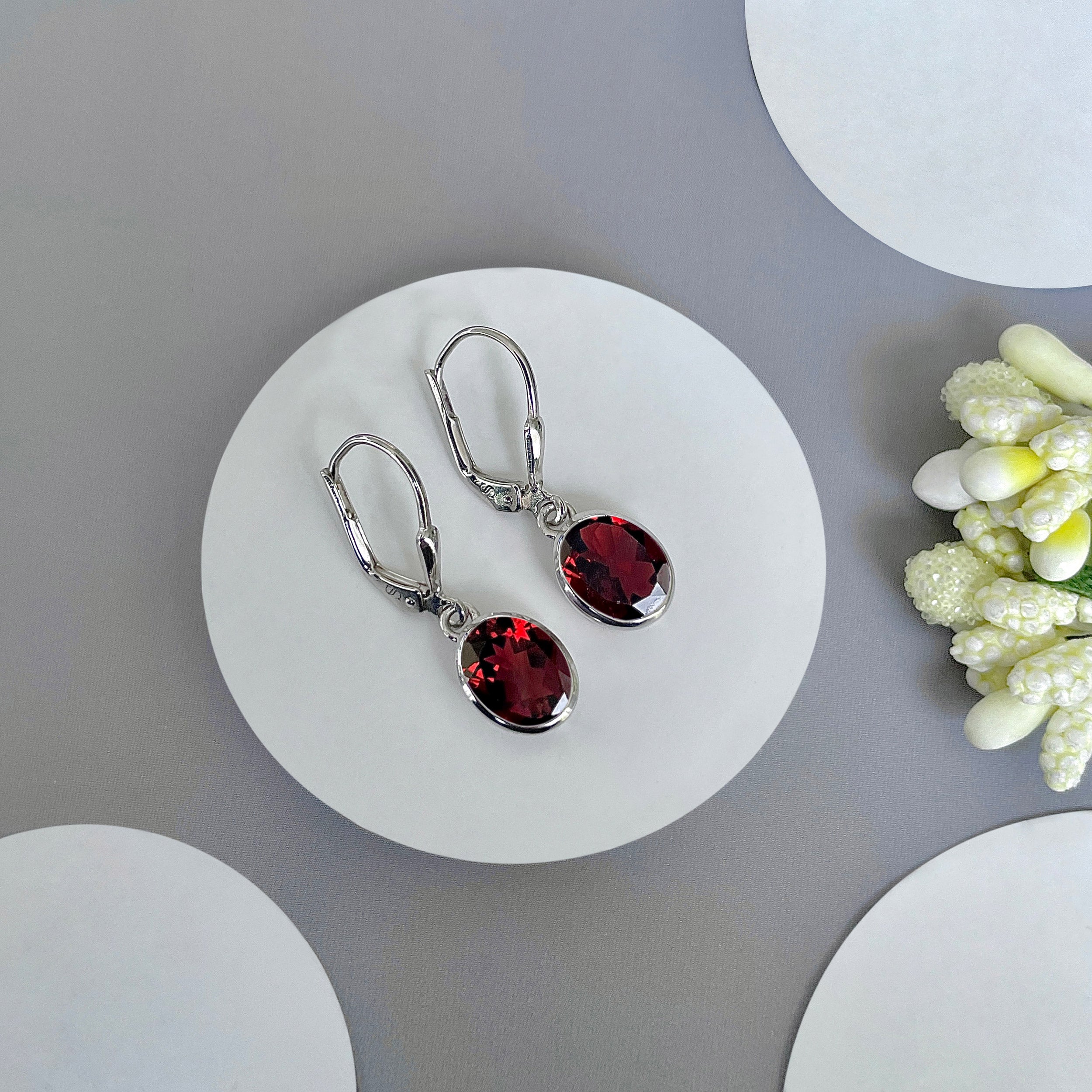 Garnet Leverback Earrings-(GAR-SE-998.)