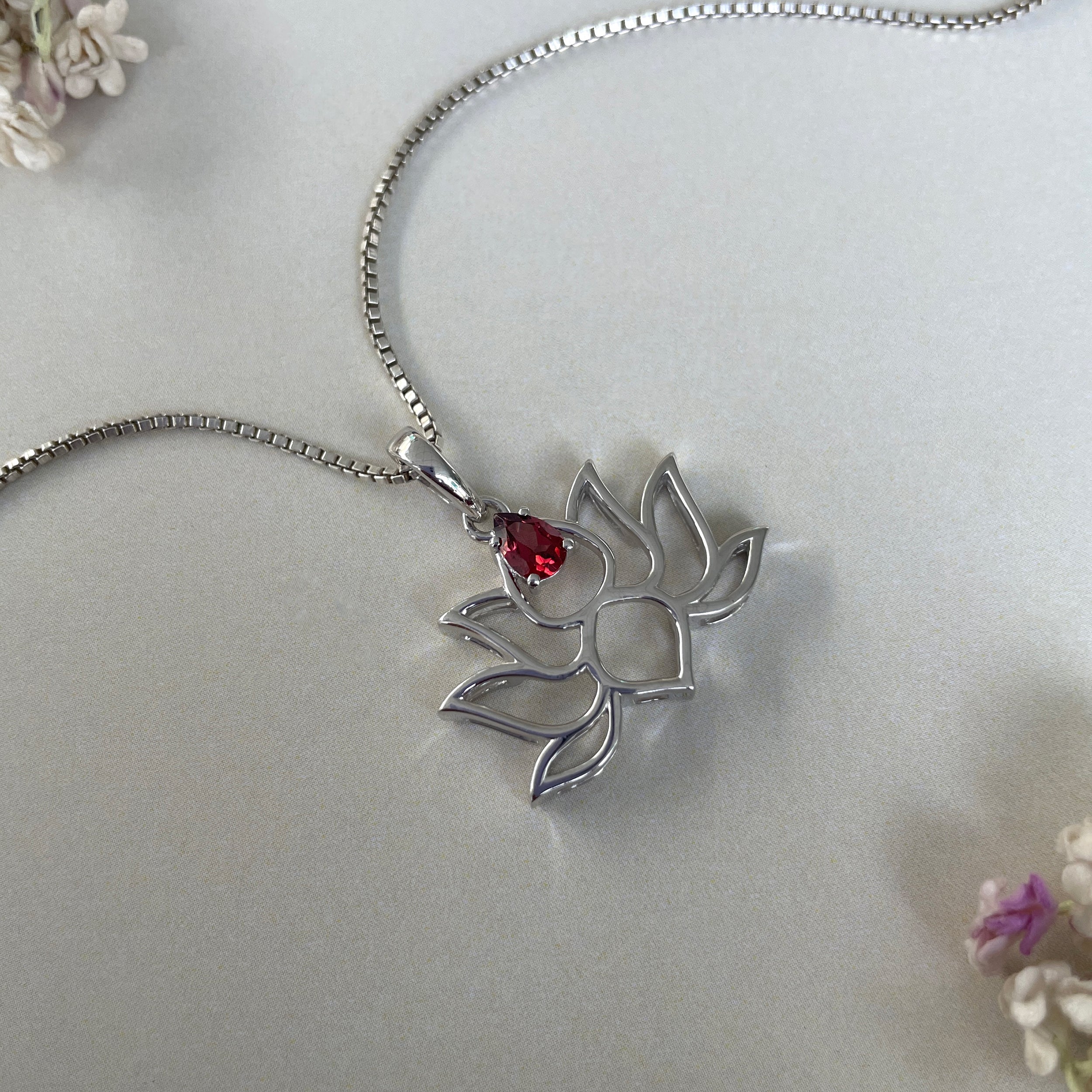 Garnet Lotus Pendant-(GAR-SN-156.)