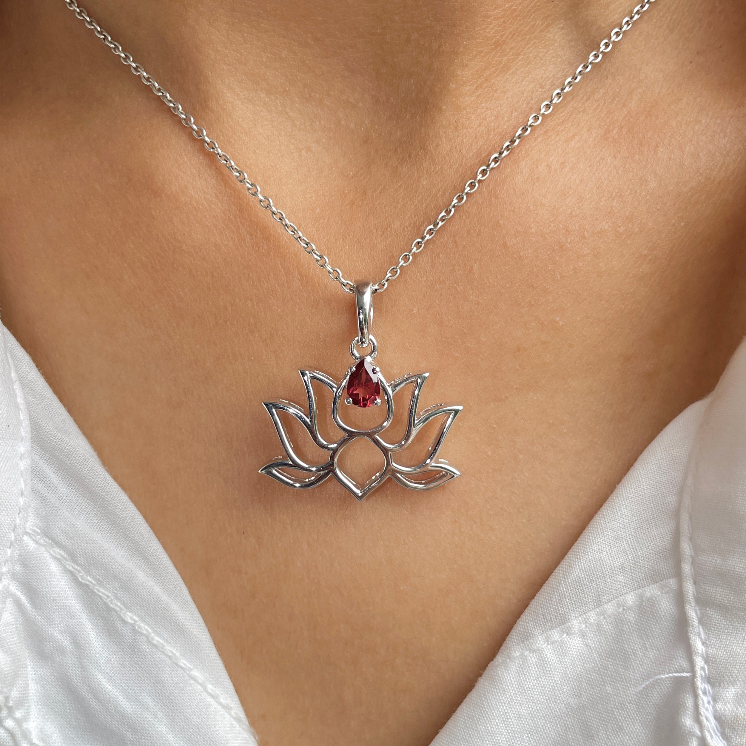 Garnet Lotus Pendant-(GAR-SN-156.)