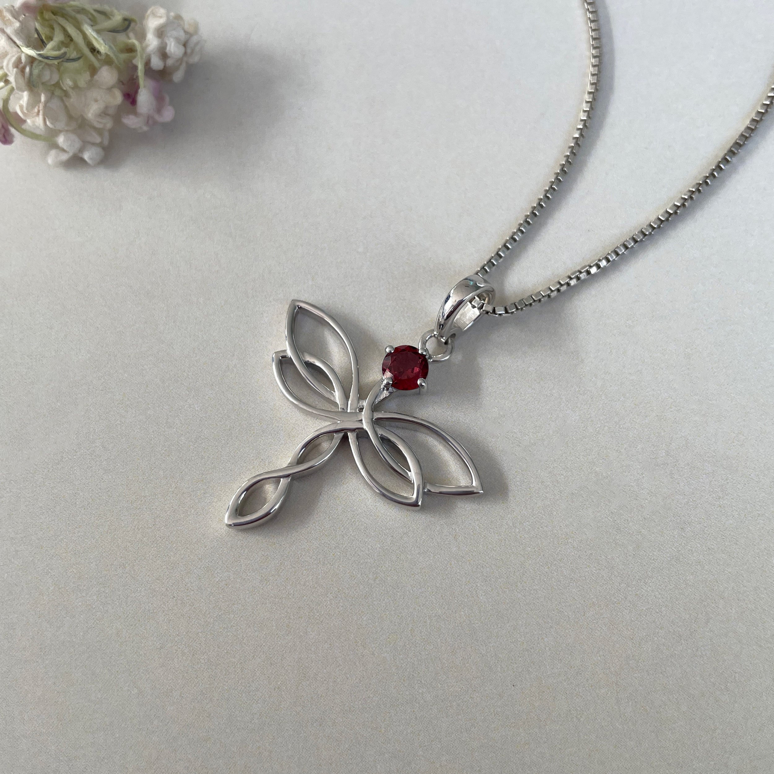 Garnet Holy Cross Pendant-(GAR-SN-160P.)