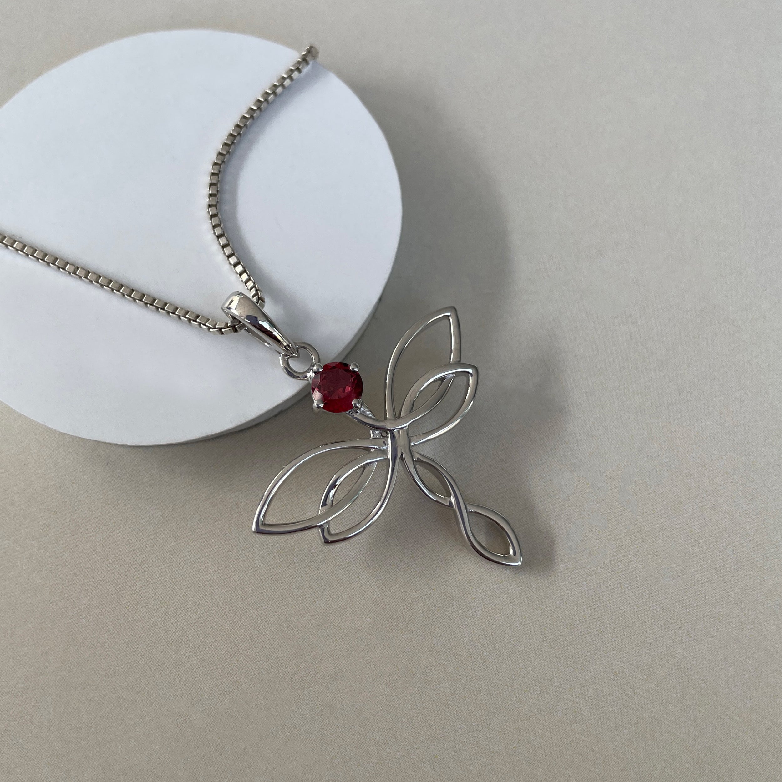 Garnet Holy Cross Pendant-(GAR-SN-160P.)