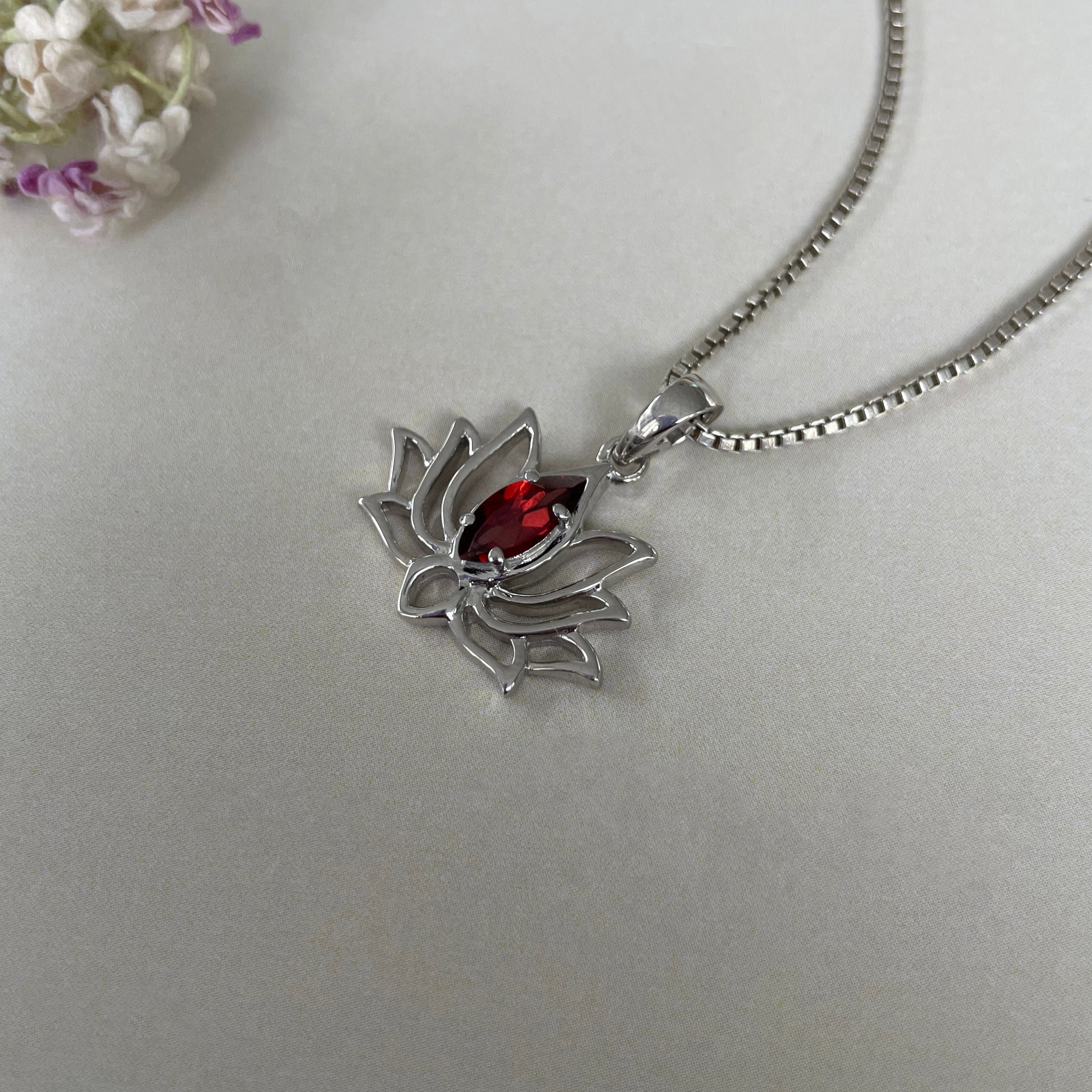 Garnet Lotus Pendant-(GAR-SN-166.)