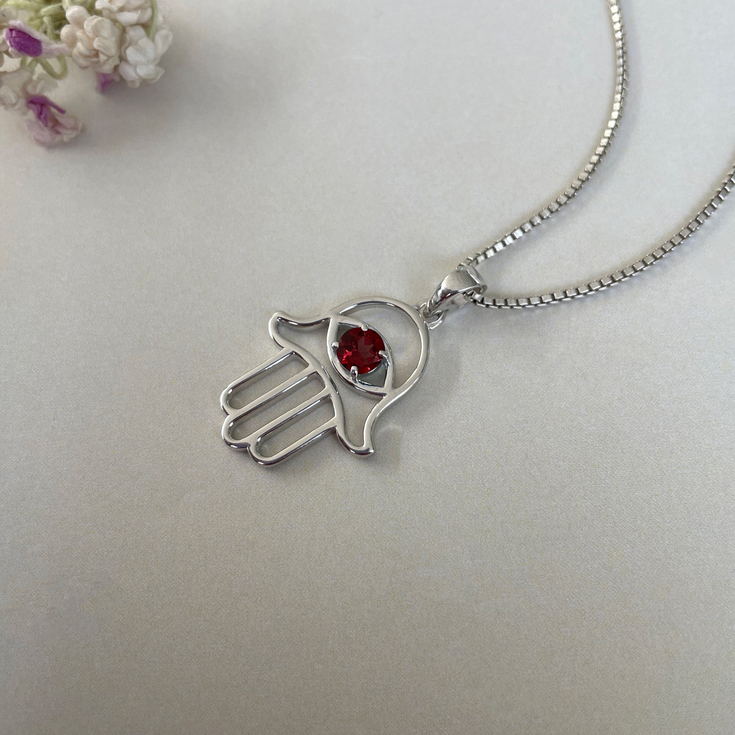 Garnet Hamsa Hand Pendant-(GAR-SN-172P.)