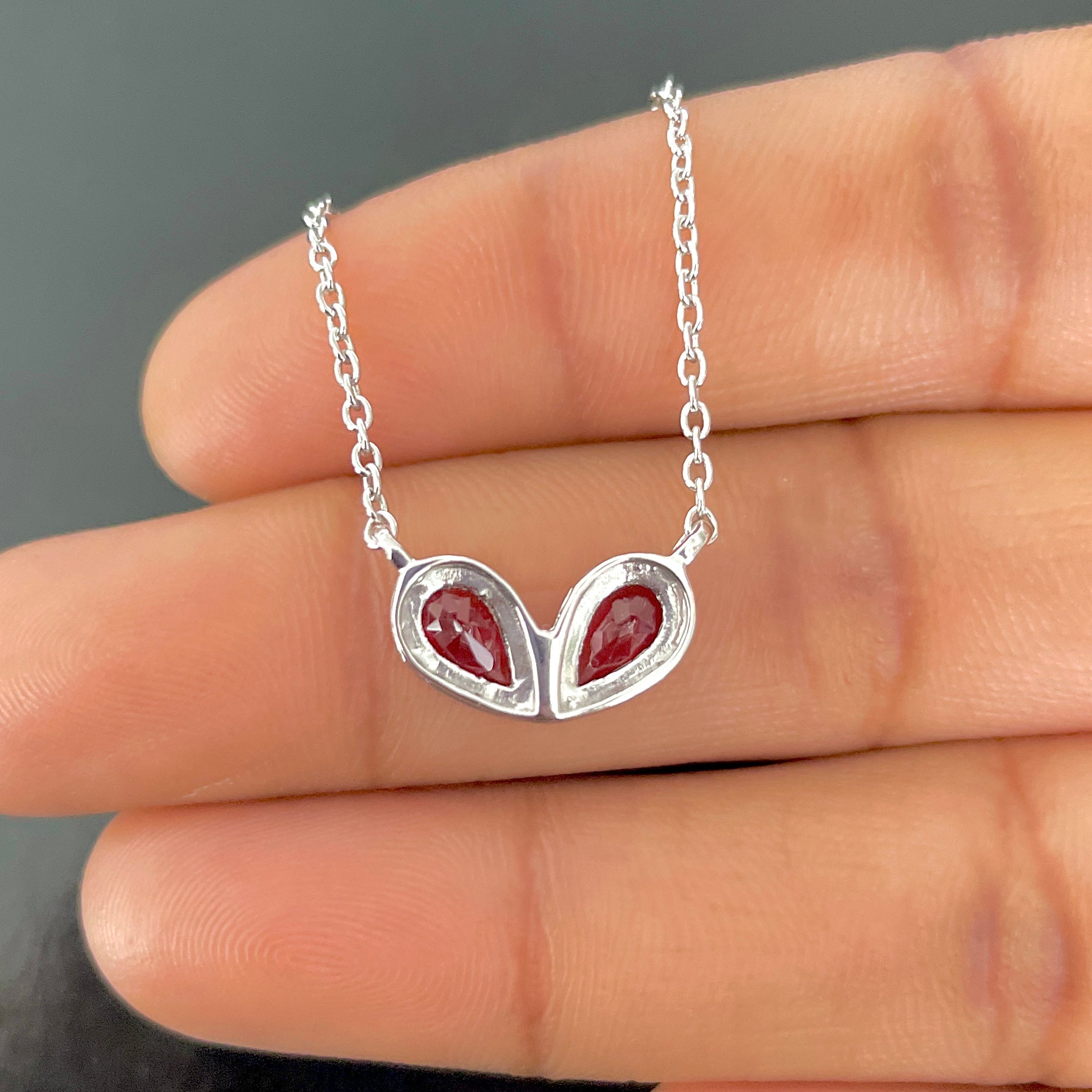 Garnet Necklace-(GAR-SN-585.)