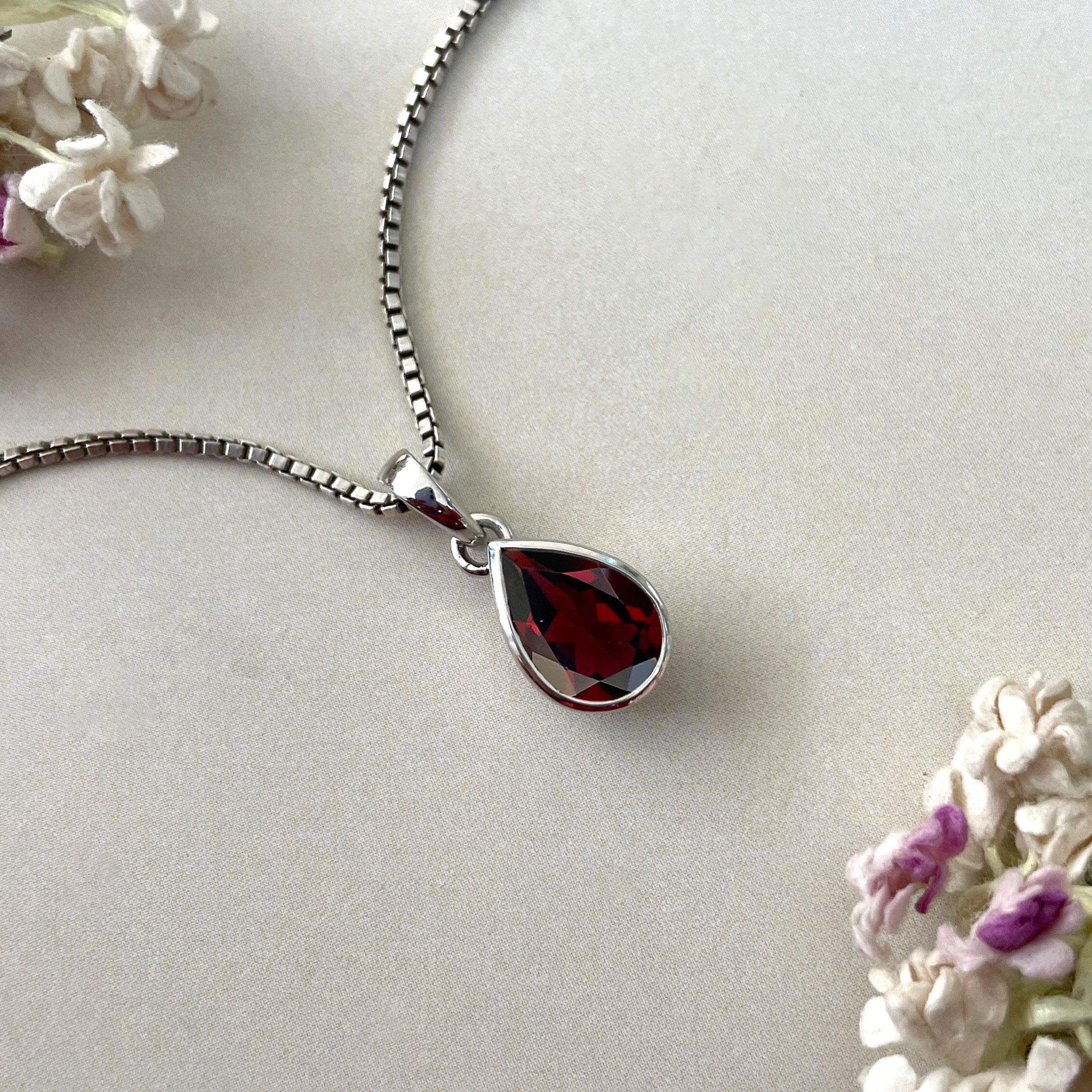 Garnet Pendant-(GAR-SP-468.)