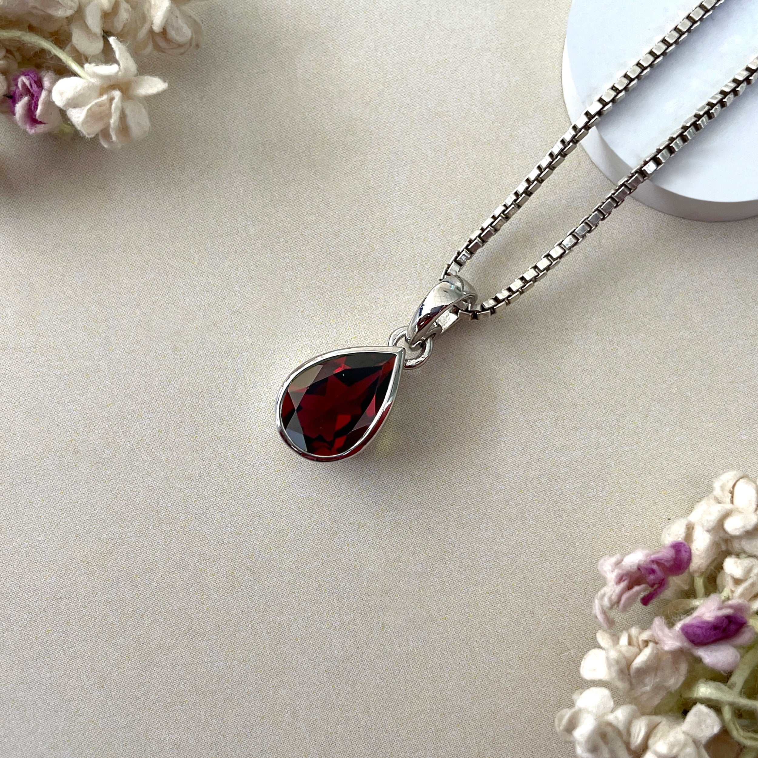 Garnet Pendant-(GAR-SP-468.)