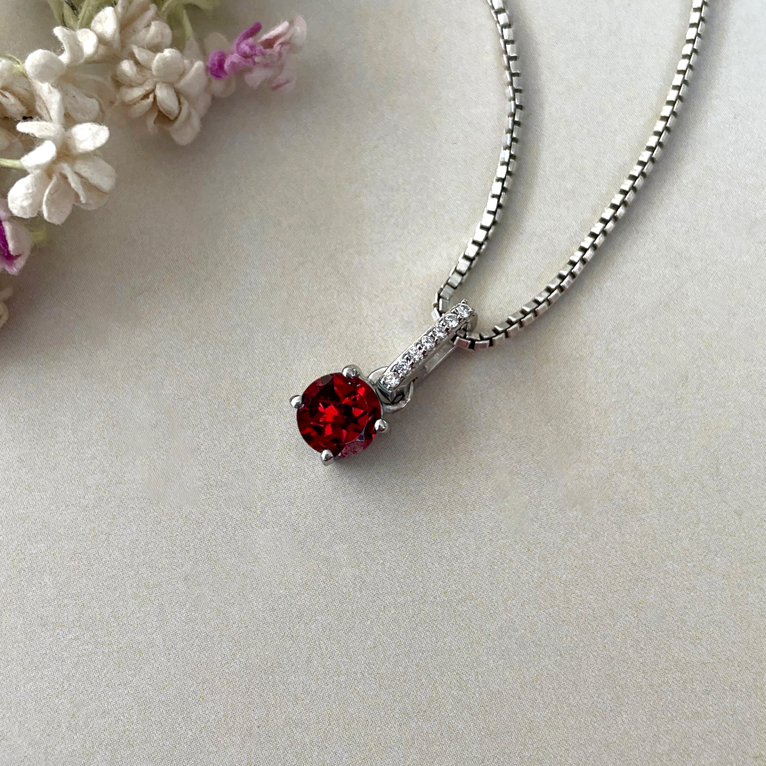 Garnet Pendant-(GAR-SP-549.)