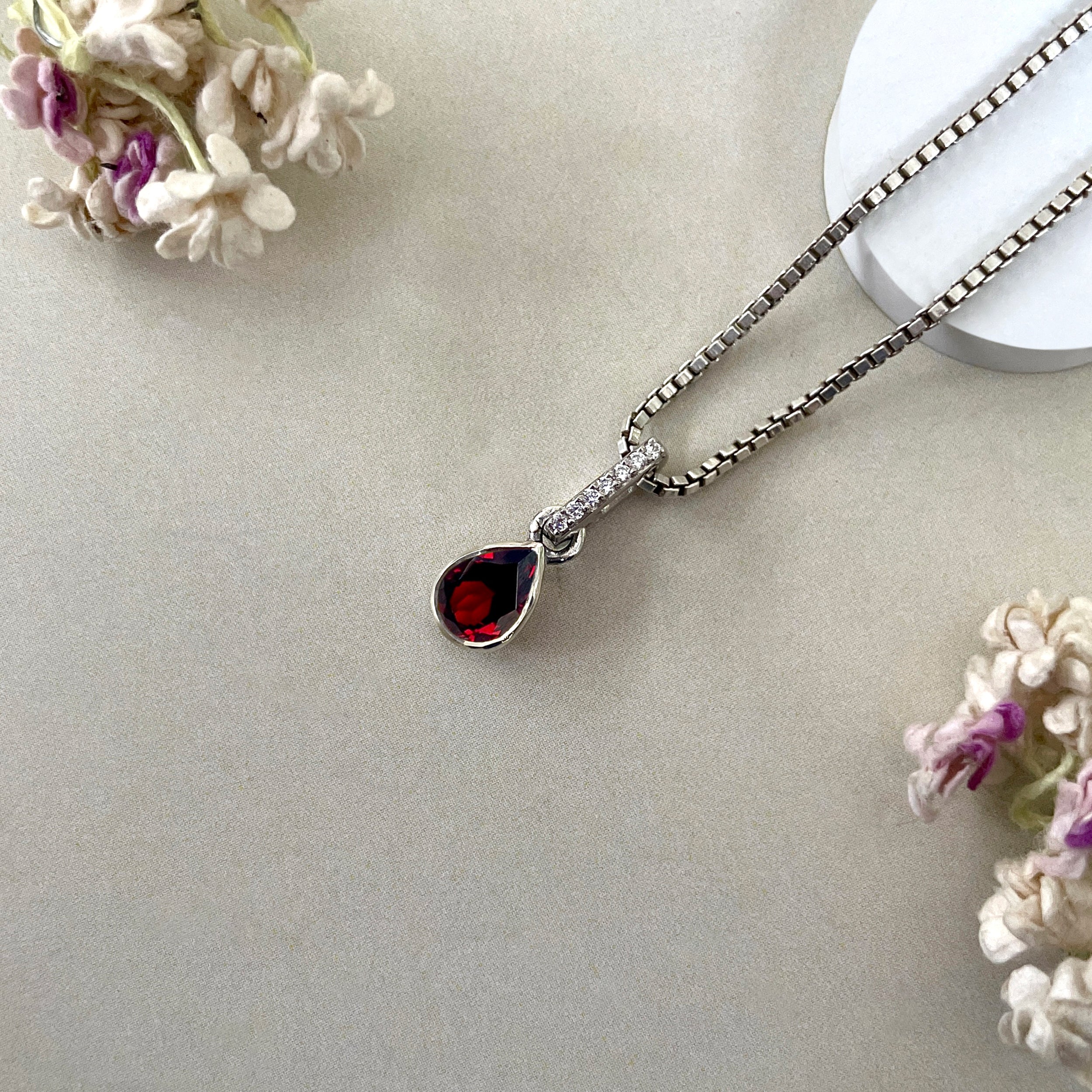 Garnet & White Topaz Pendant-(GAR-SP-779.)
