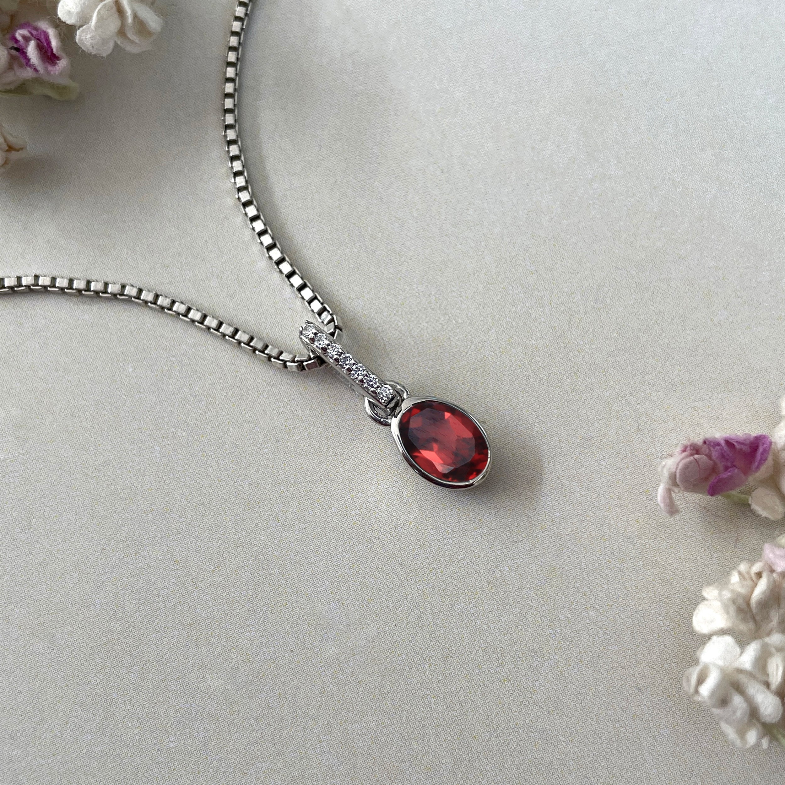 Garnet & White Topaz Pendant-(GAR-SP-780.)