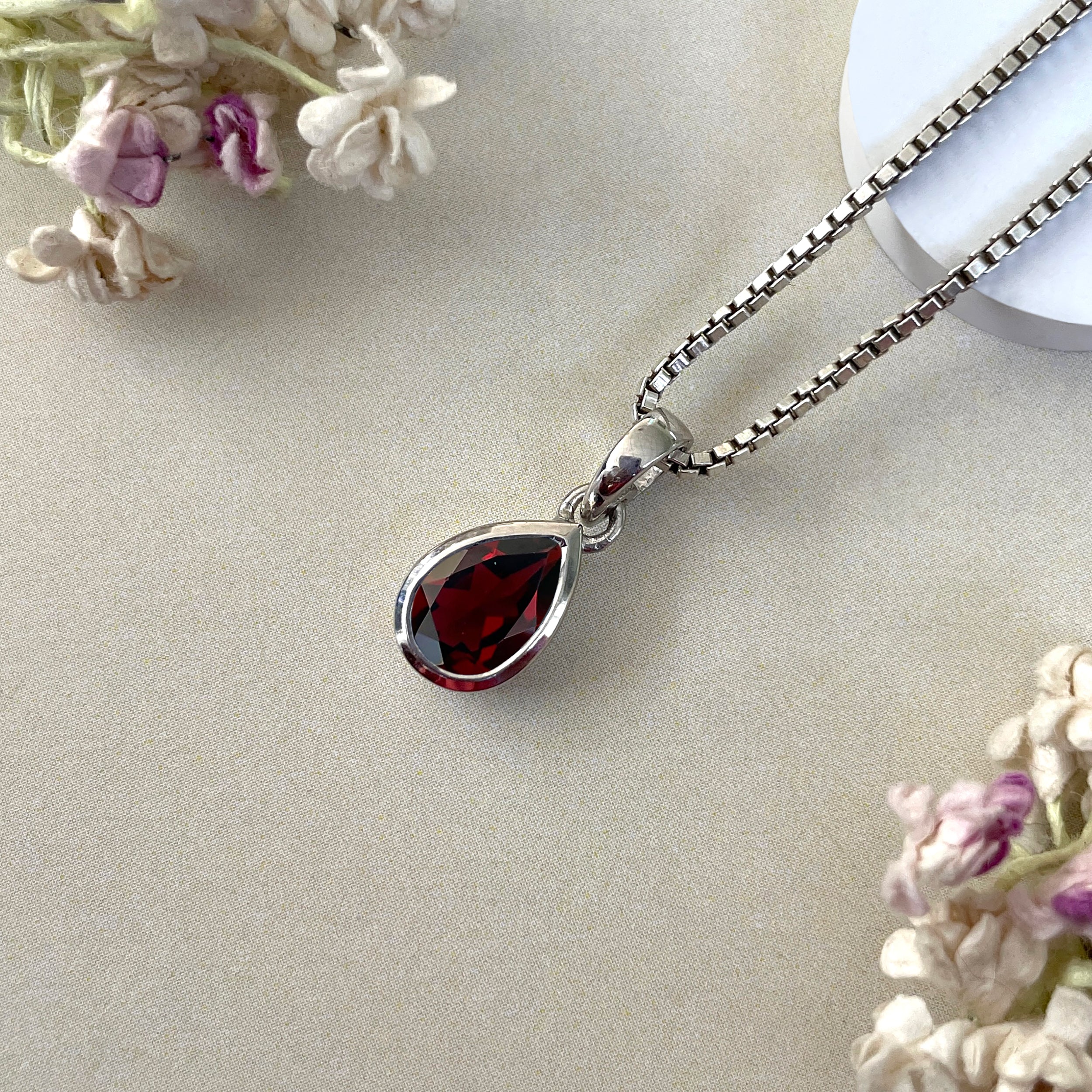 Garnet Pendant-(GAR-SP-956.)