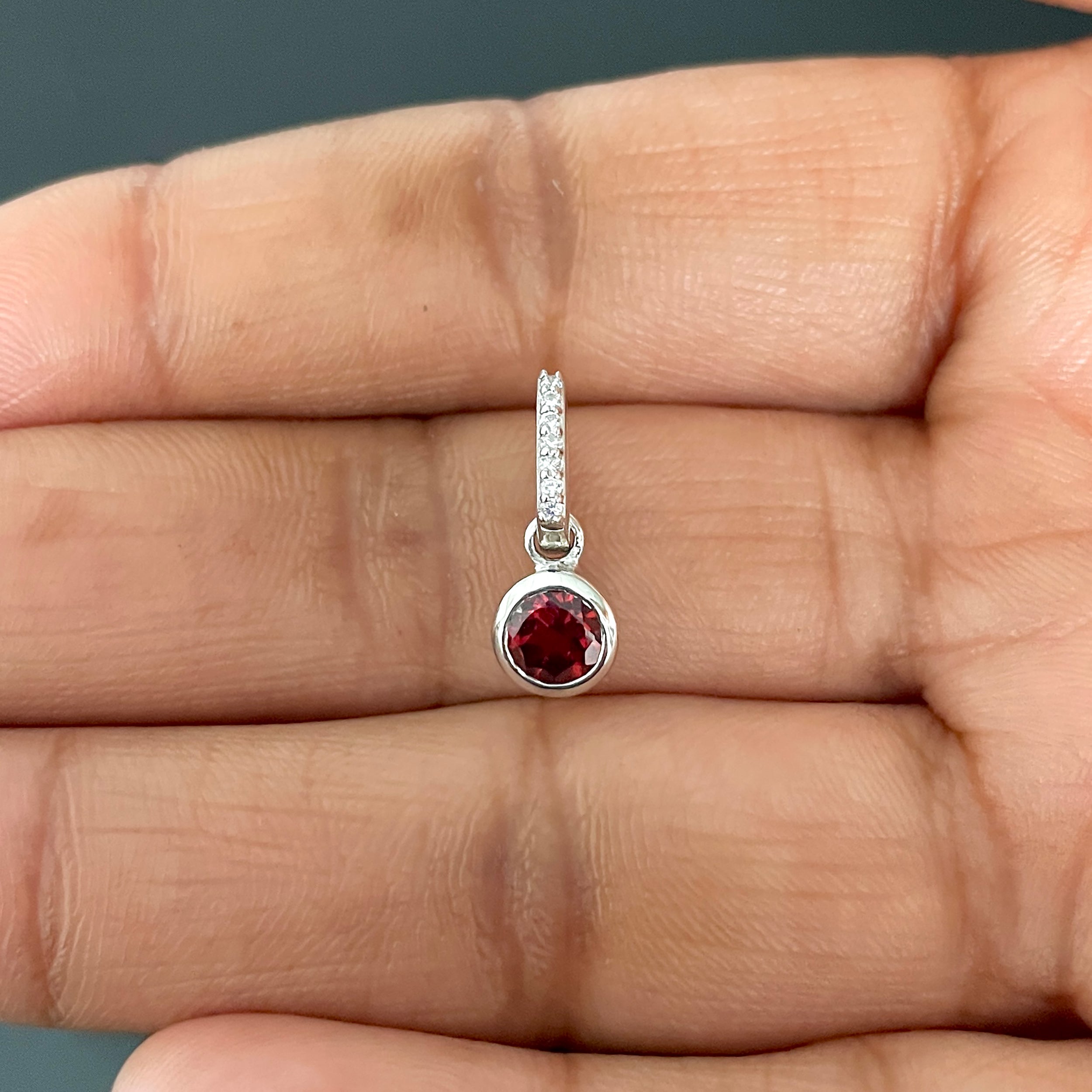 Garnet & White Topaz Pendant-(GAR-SP-957.)