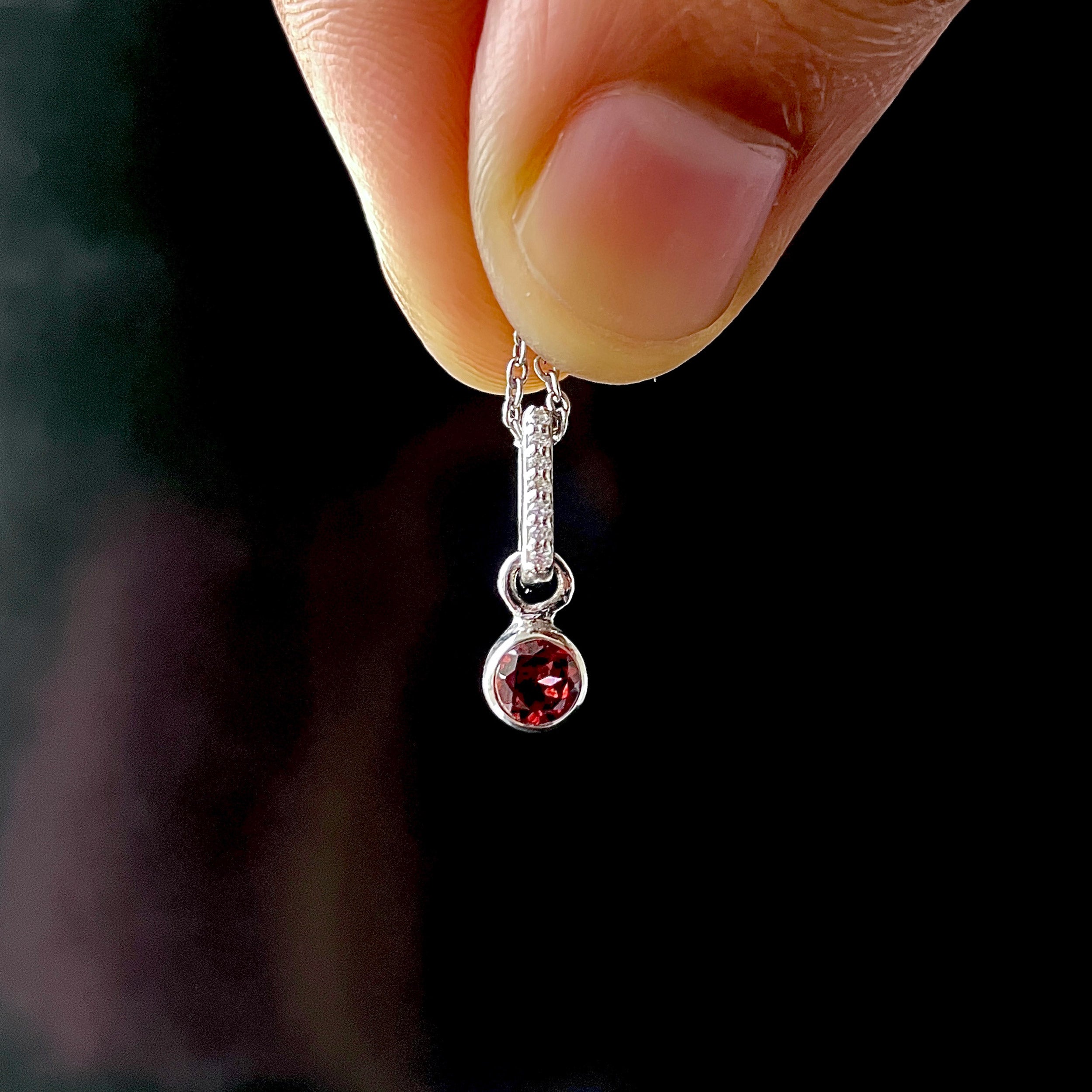 Garnet & White Topaz Pendant-(GAR-SP-999B.)