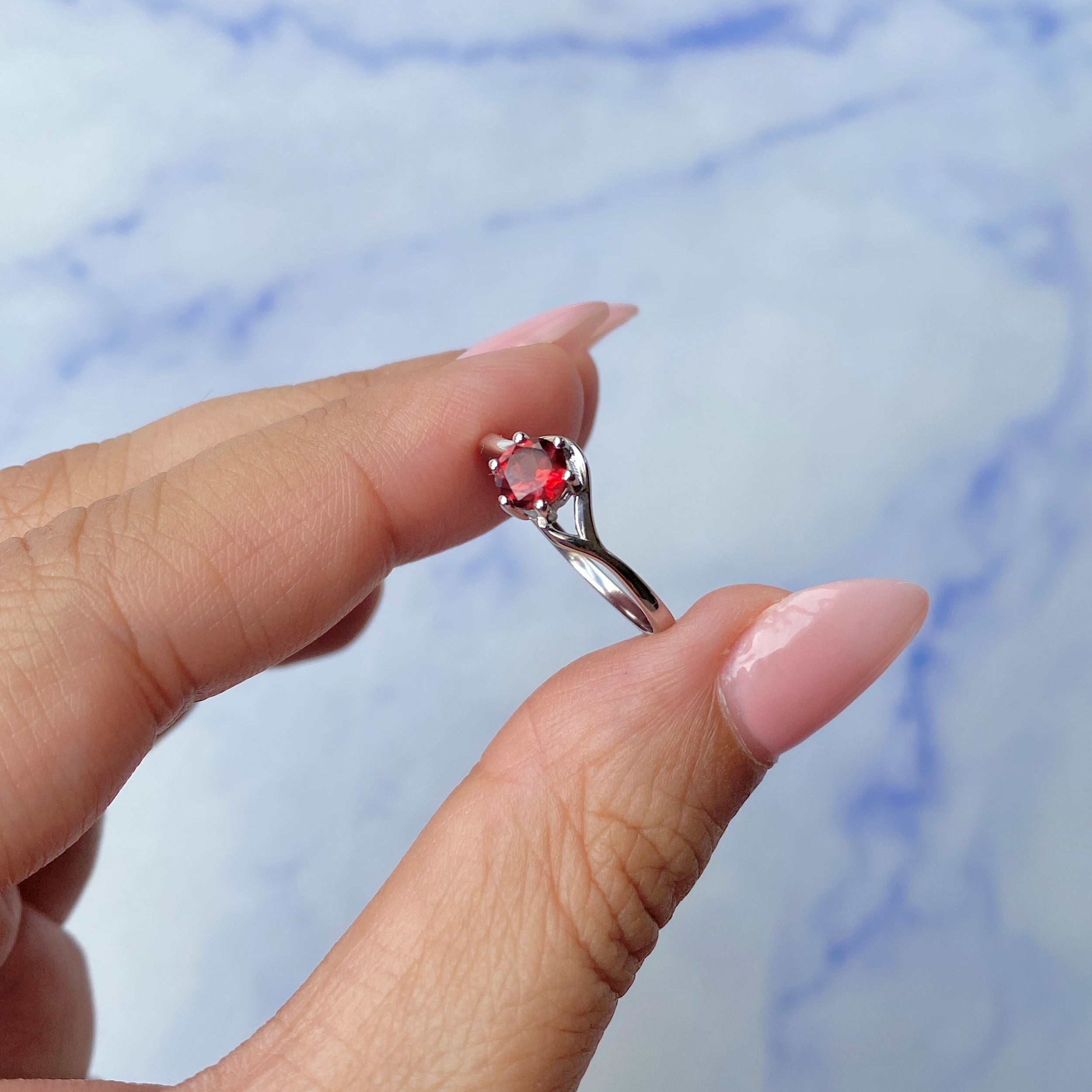 Garnet Ring-(GAR-SR-04.)