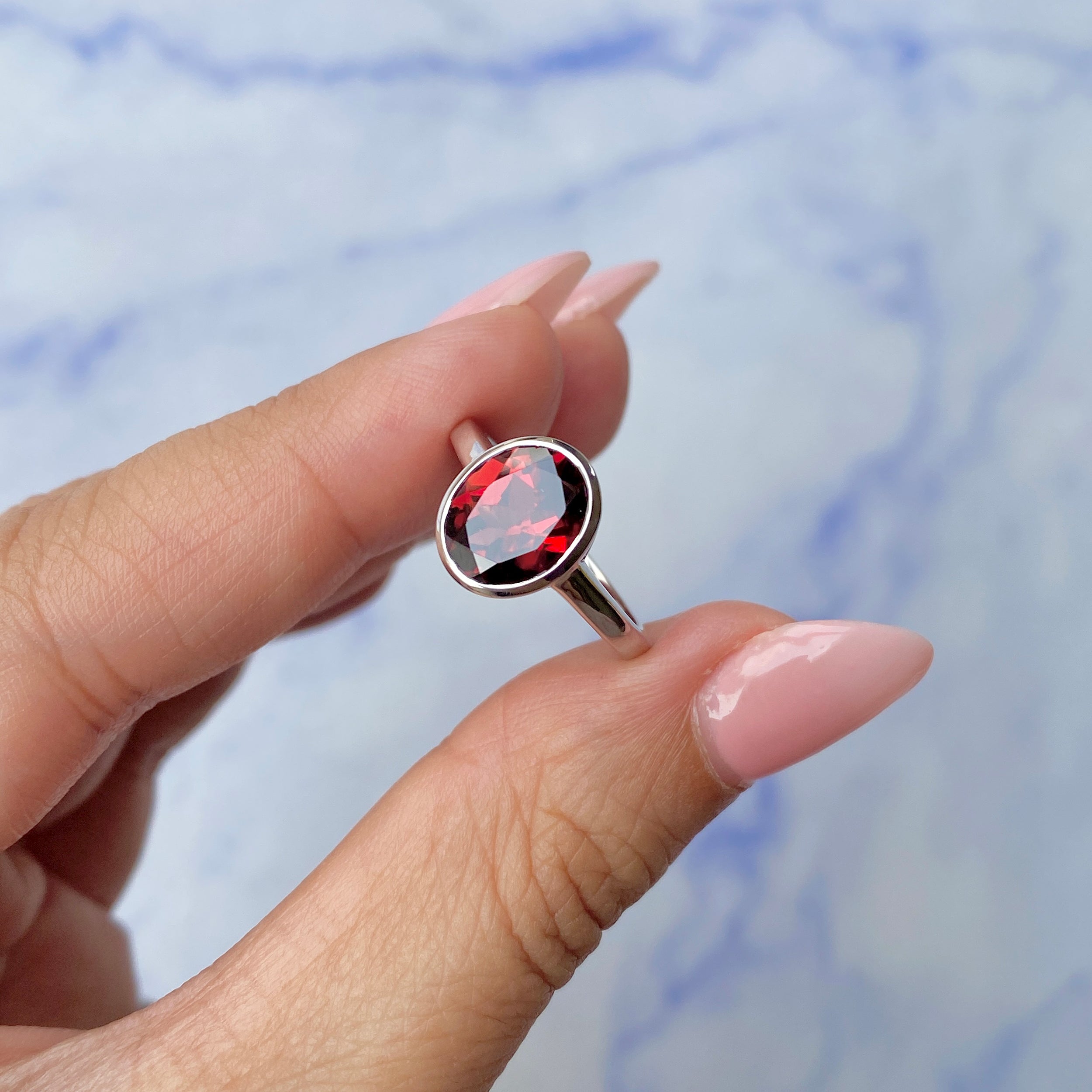 Garnet Ring-(GAR-SR-1623.)