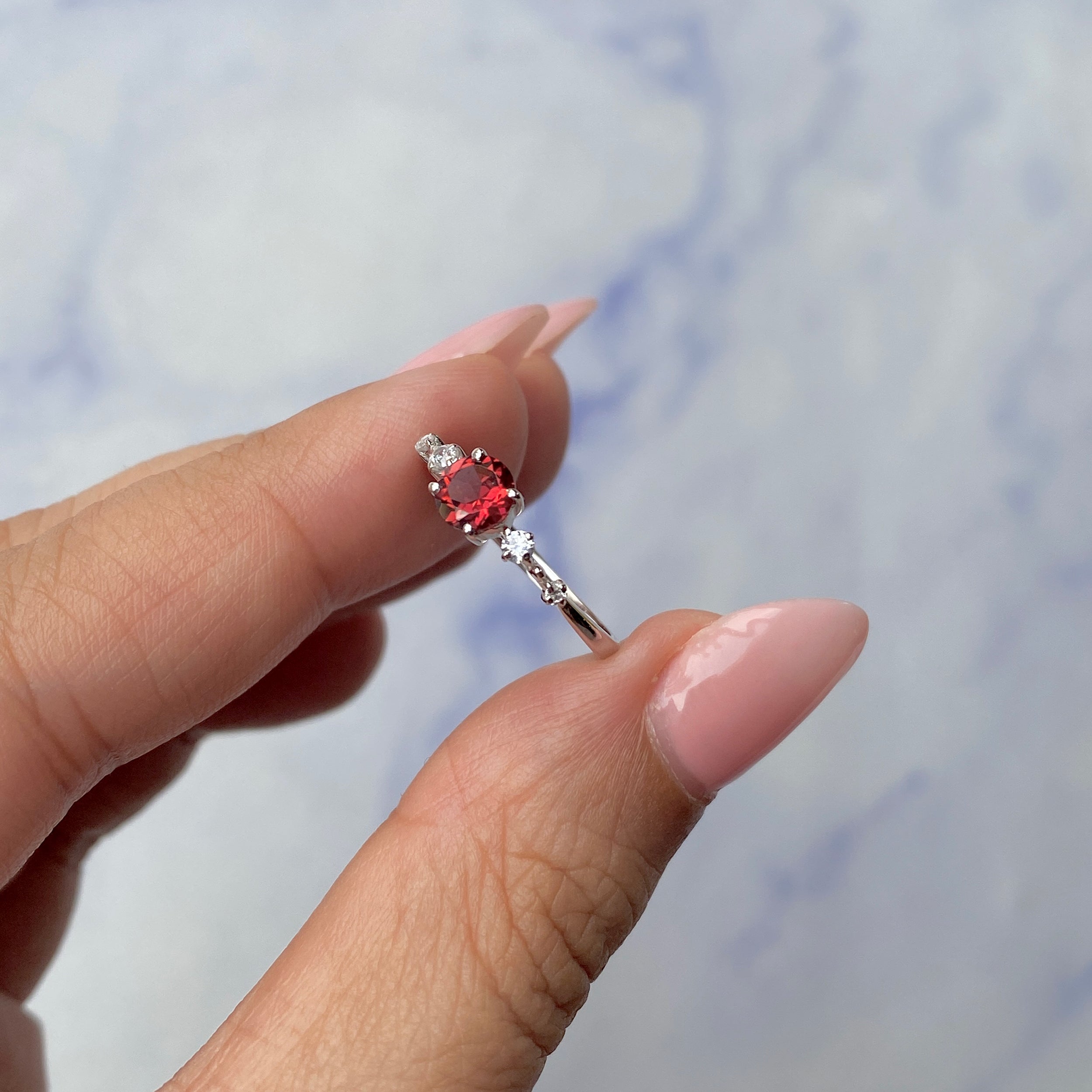 Garnet Ring-(GAR-SR-1939.)