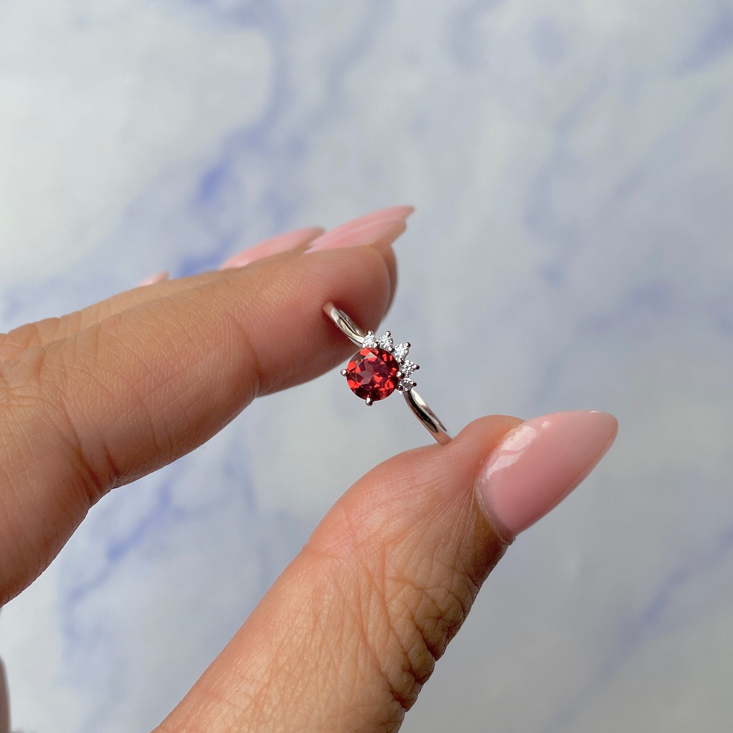 Garnet Ring-(GAR-SR-1942.)