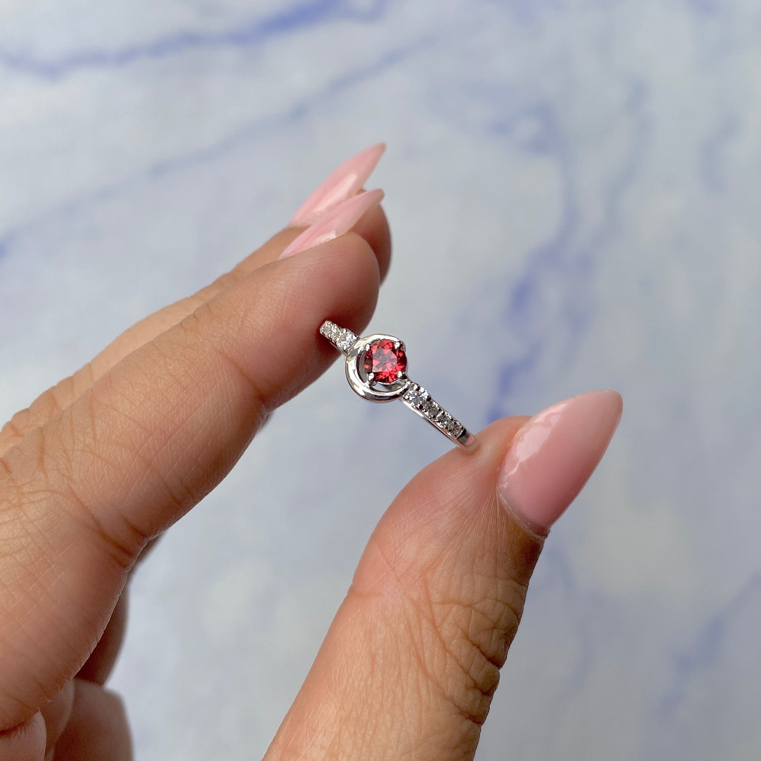 Garnet Ring-(GAR-SR-2292.)