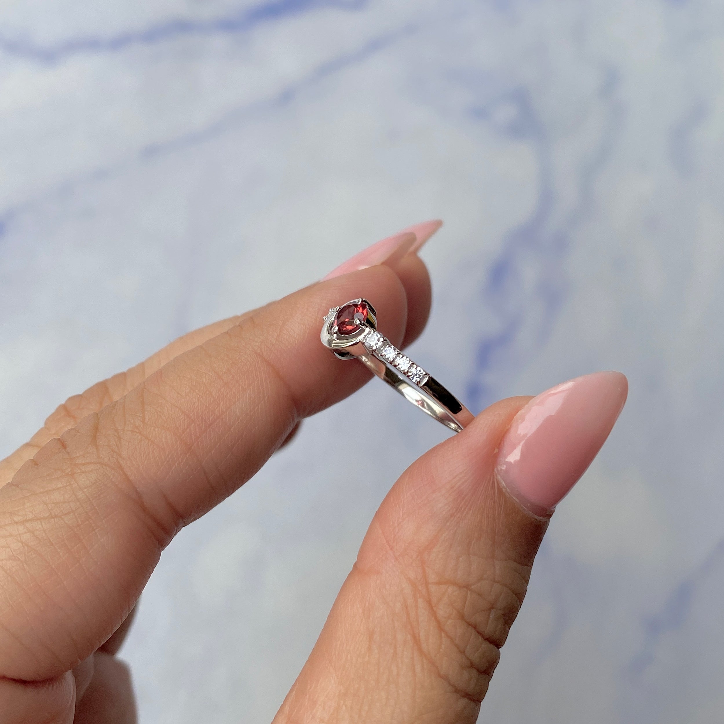 Garnet Ring-(GAR-SR-2292.)