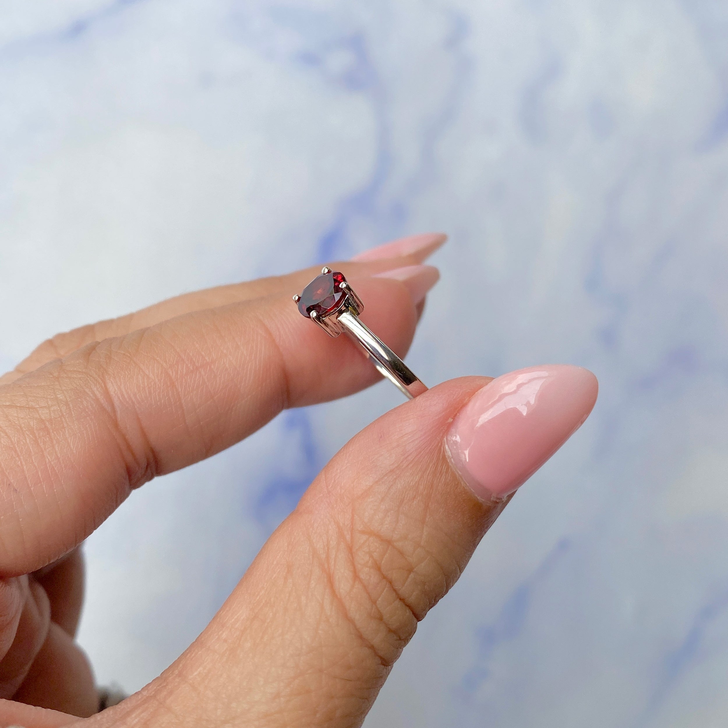 Garnet Ring-(GAR-SR-236.)