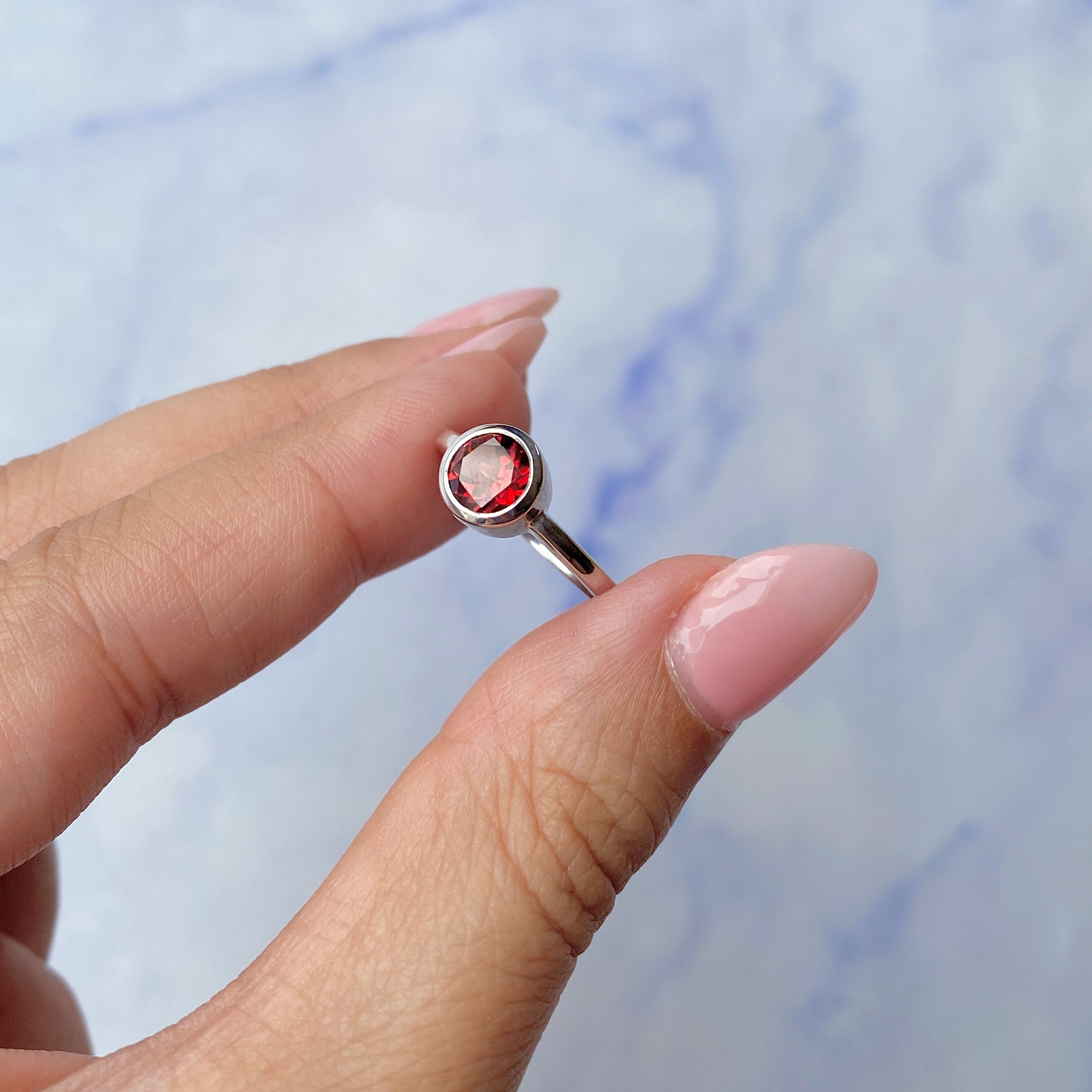 Garnet Ring-(GAR-SR-237.)