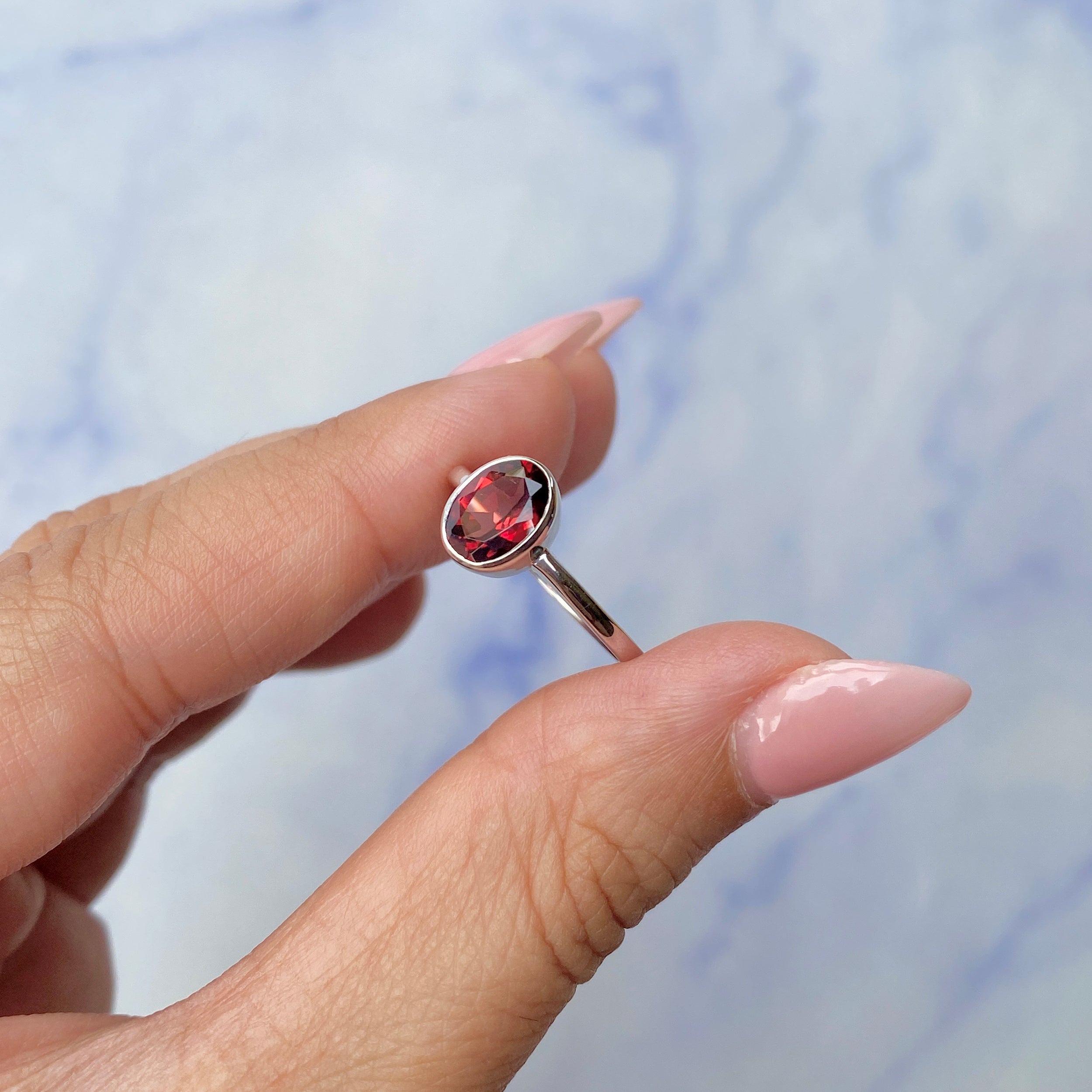 Garnet Ring-(GAR-SR-248.)