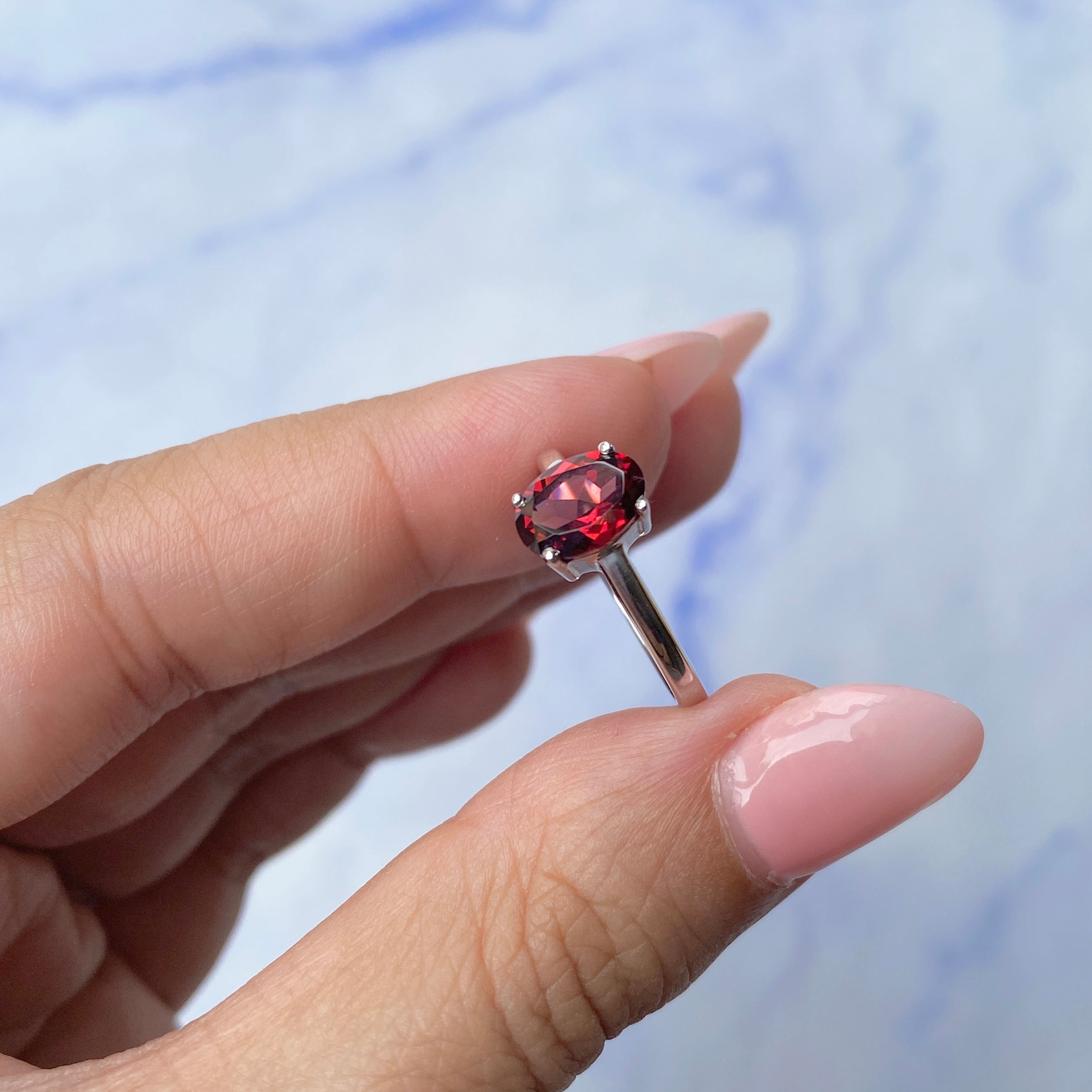 Garnet Ring-(GAR-SR-249.)