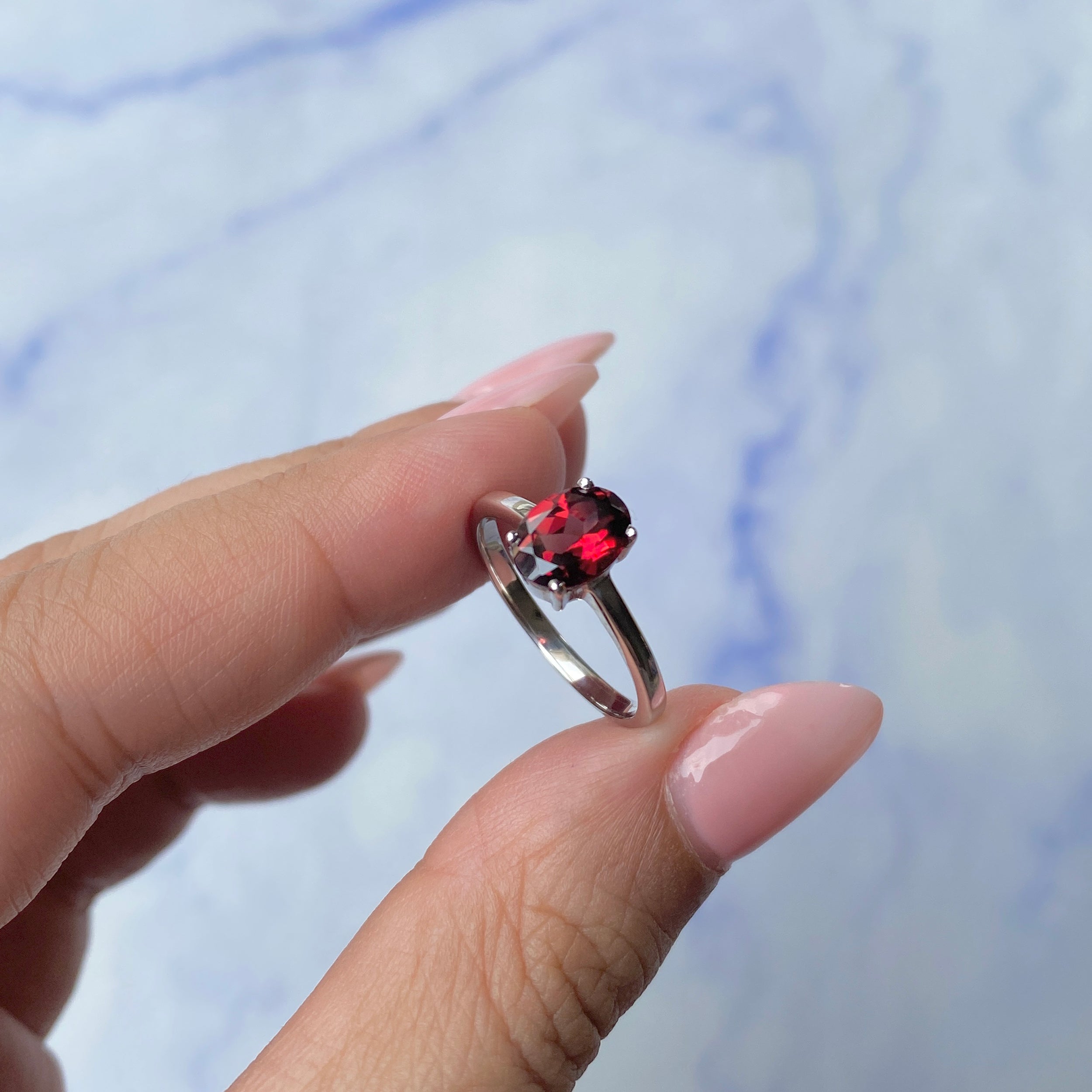 Garnet Ring-(GAR-SR-249.)