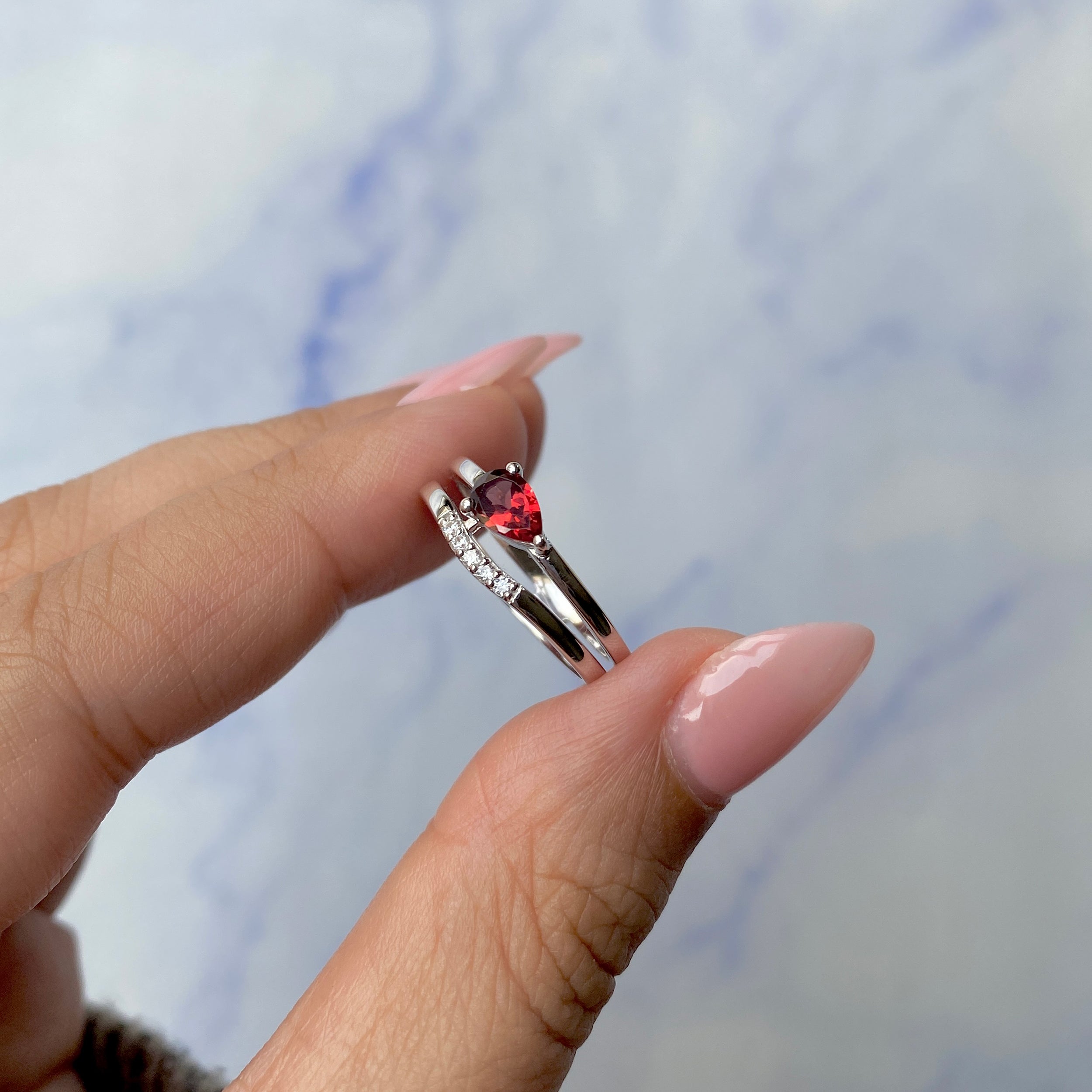 Garnet Ring-(GAR-SR-2862.)