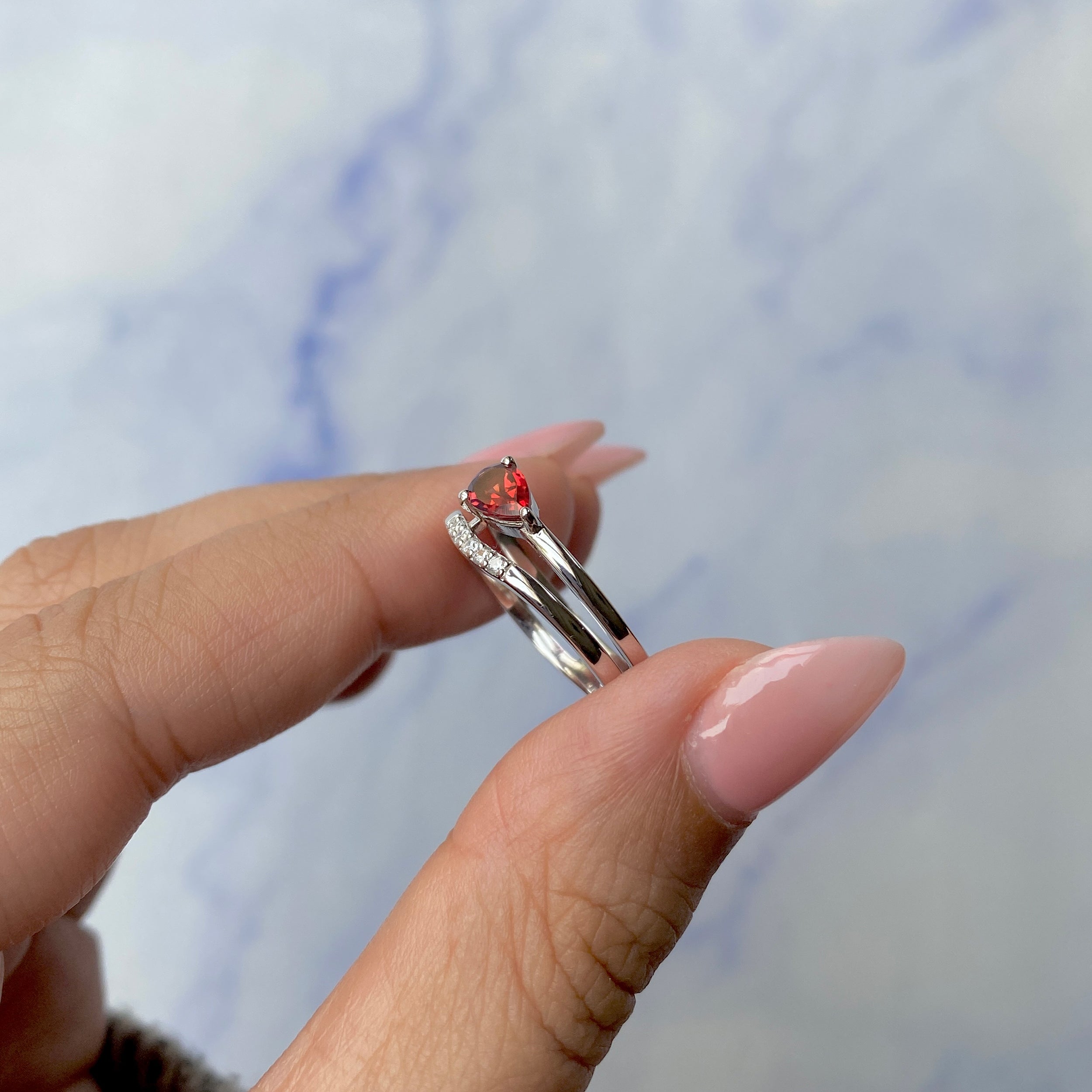 Garnet Ring-(GAR-SR-2862.)