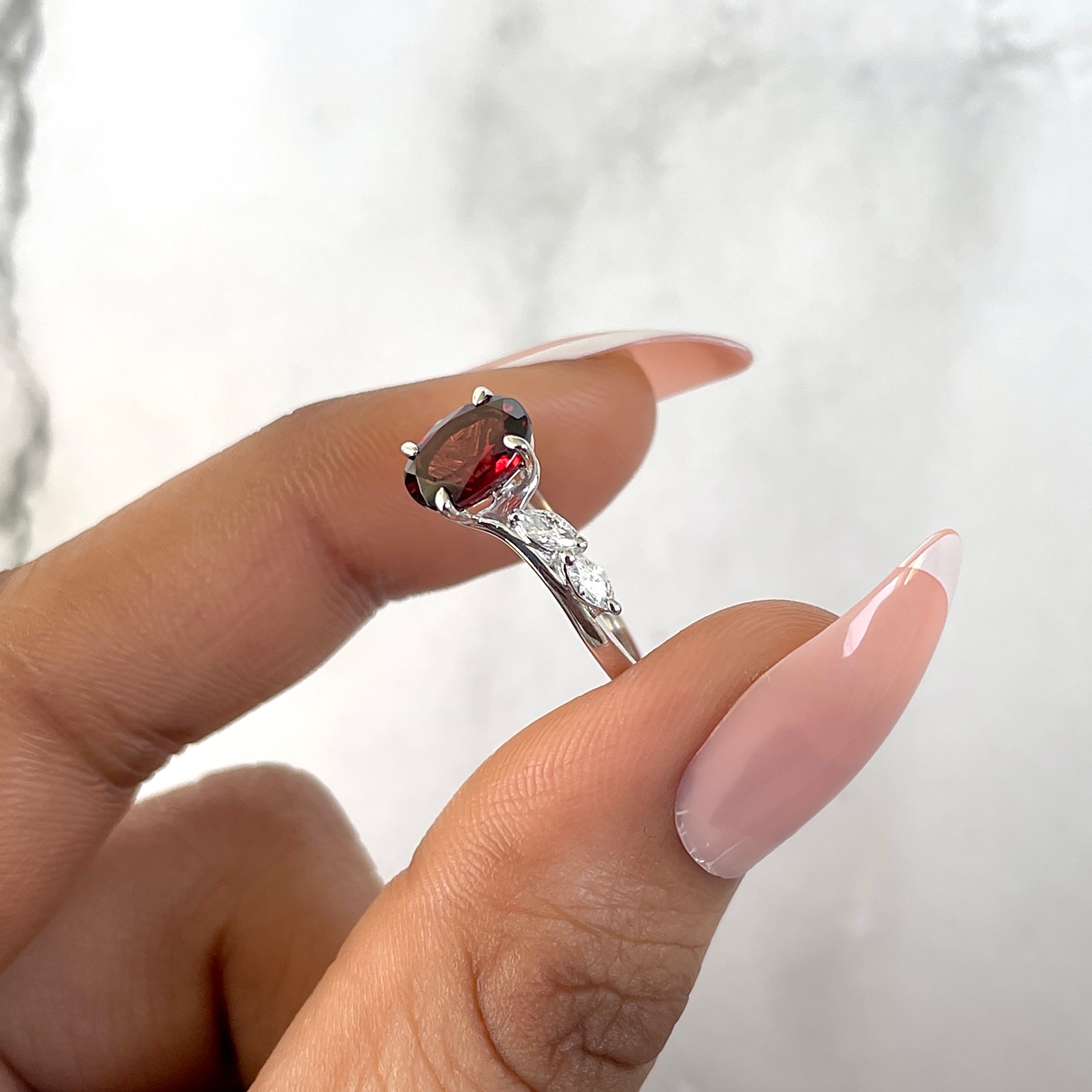 Garnet Ring-(GAR-SR-3163.)