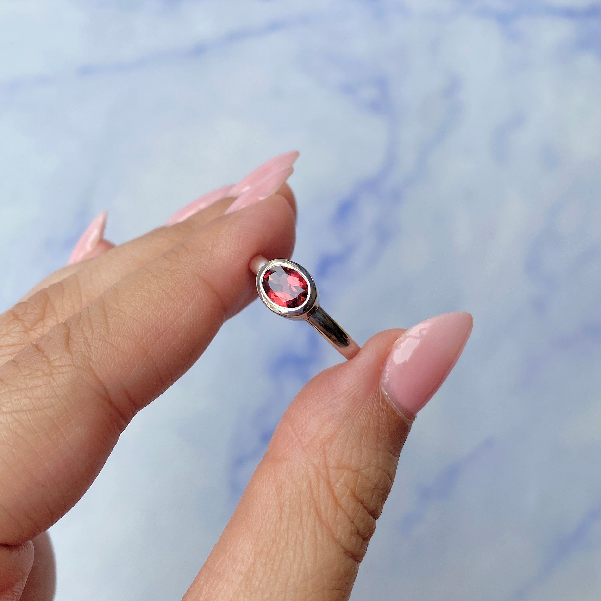 Garnet Ring-(GAR-SR-4026.)