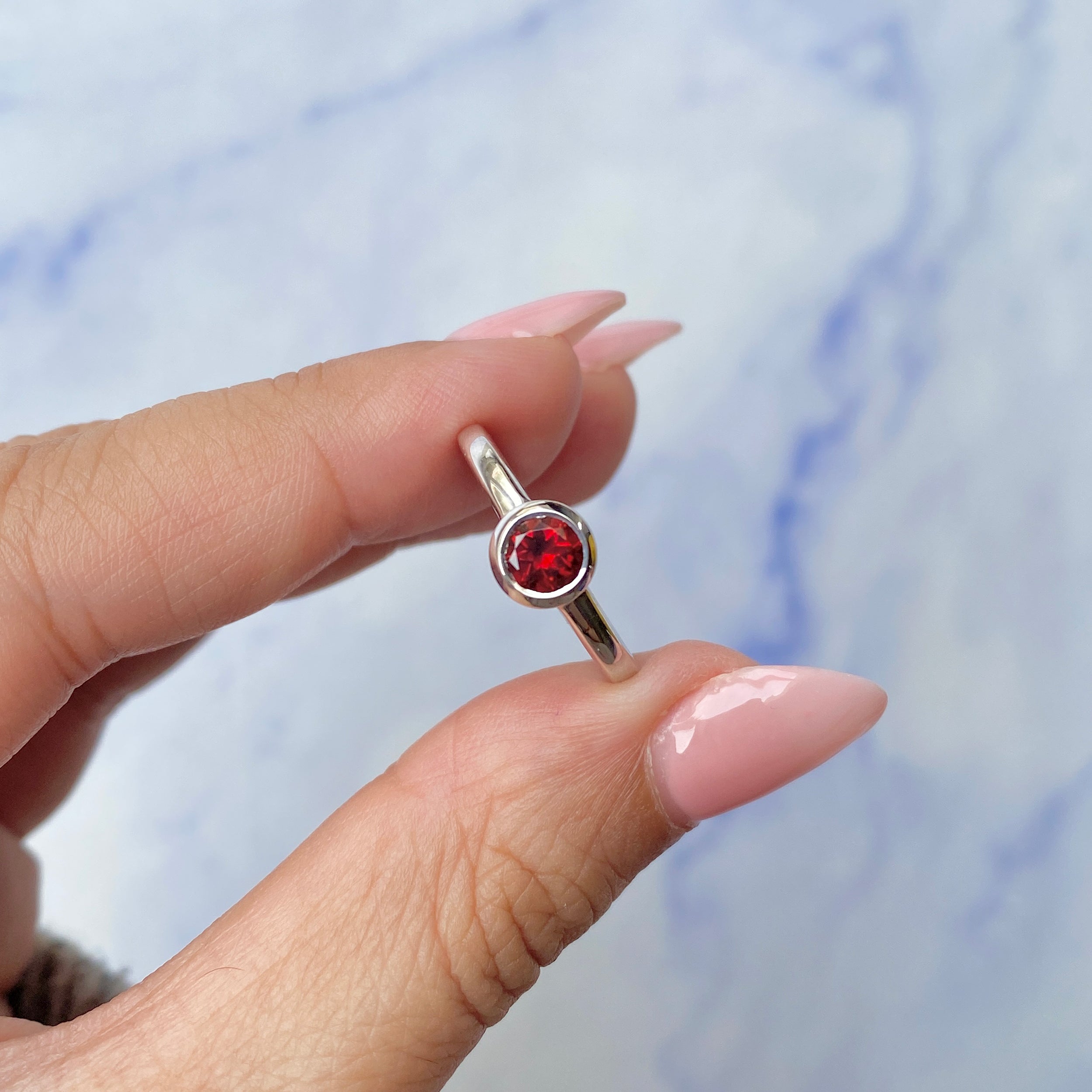 Garnet Ring-(GAR-SR-4029.)