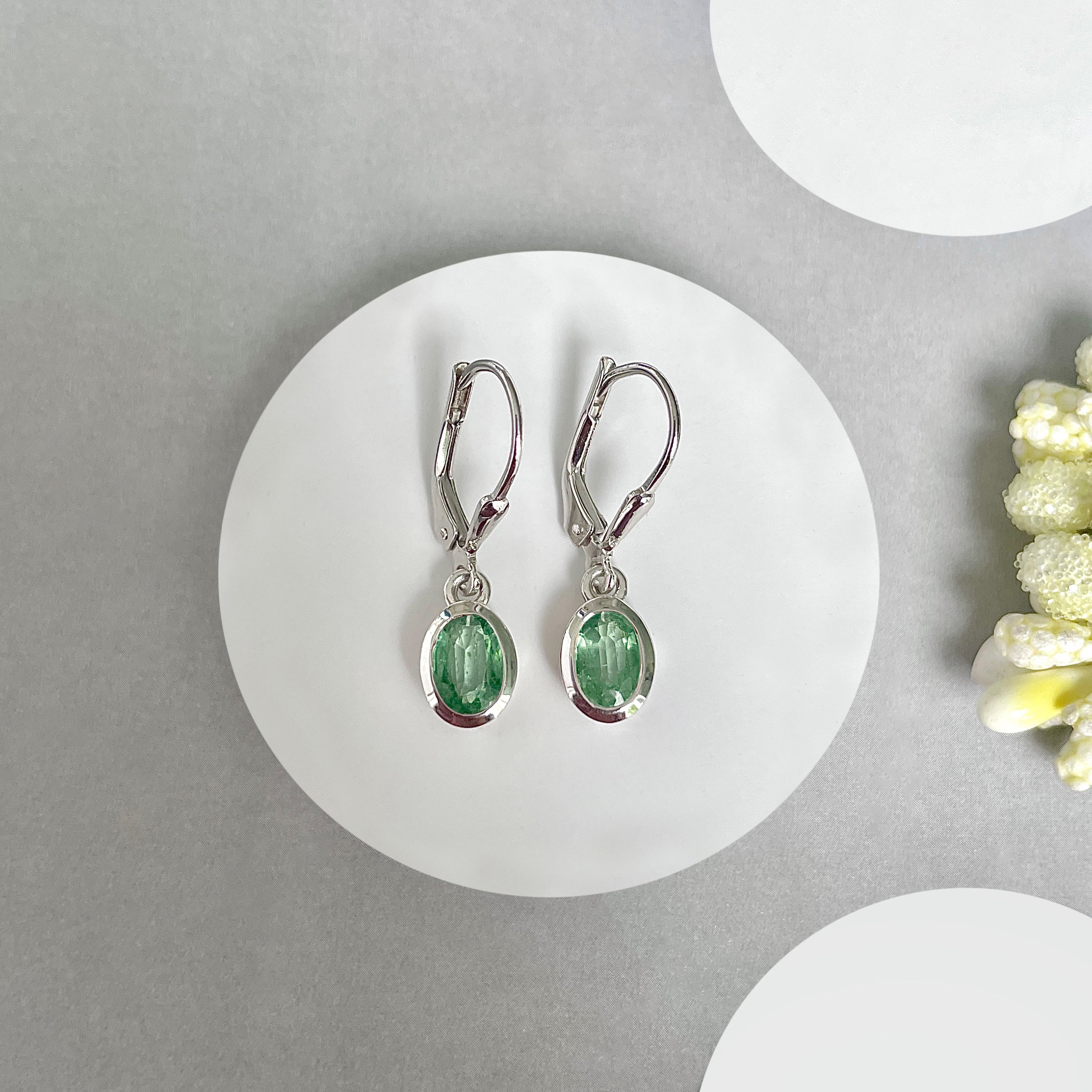 Green Kyanite Leverback Earrings-(GKY-SE-1316.)