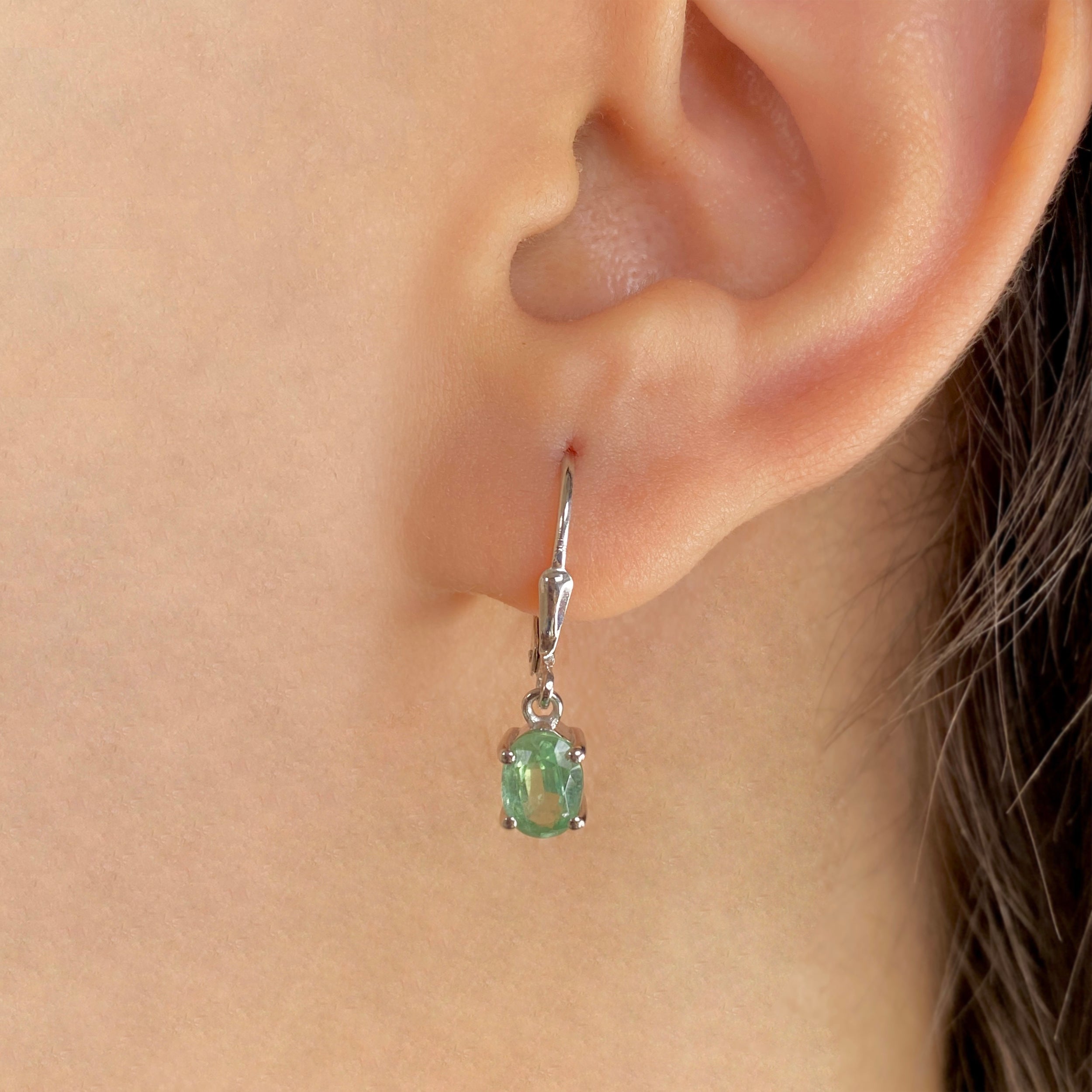 Green Kyanite Leverback Earrings-(GKY-SE-670.)